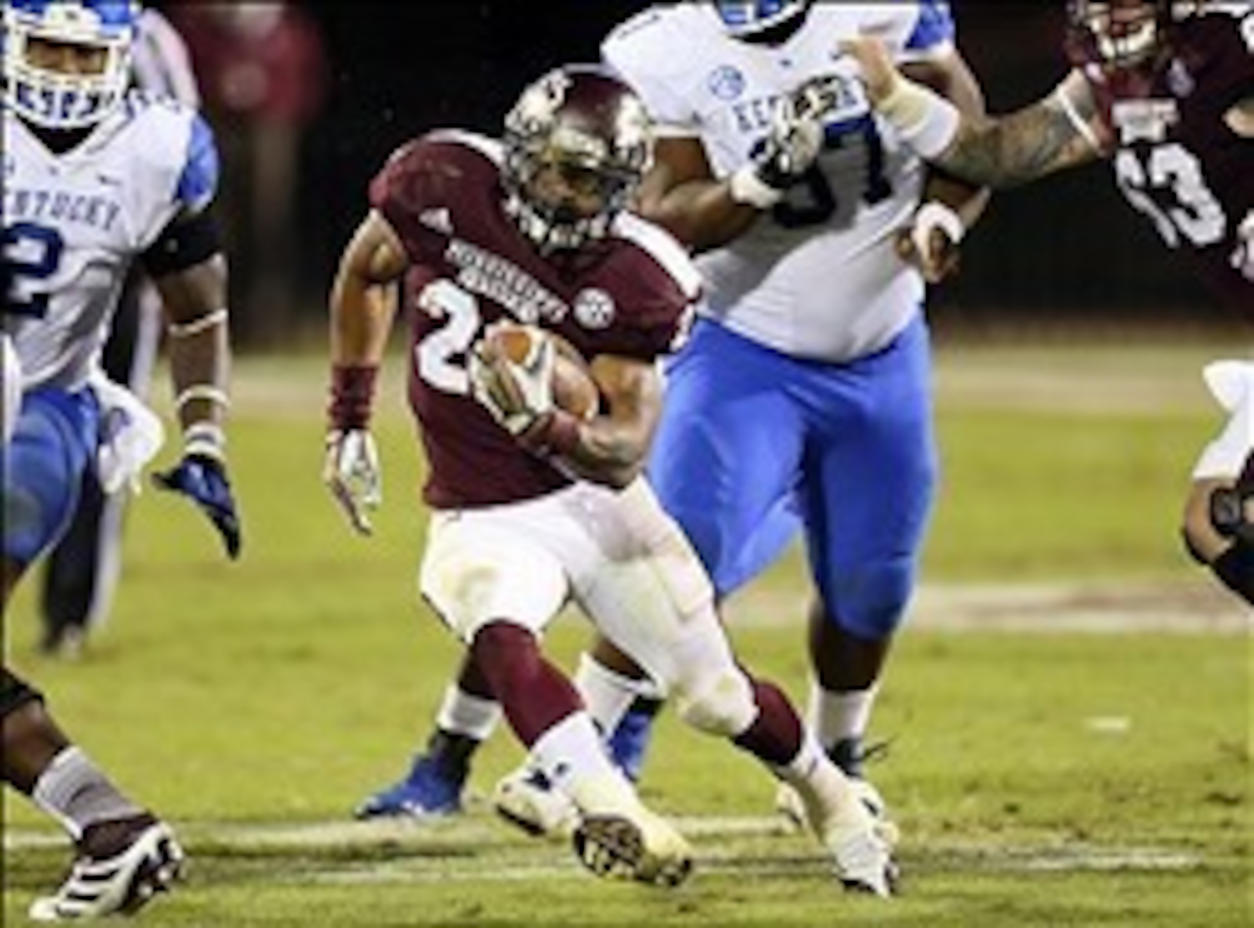 Mississippi State running back LaDarius Perkins