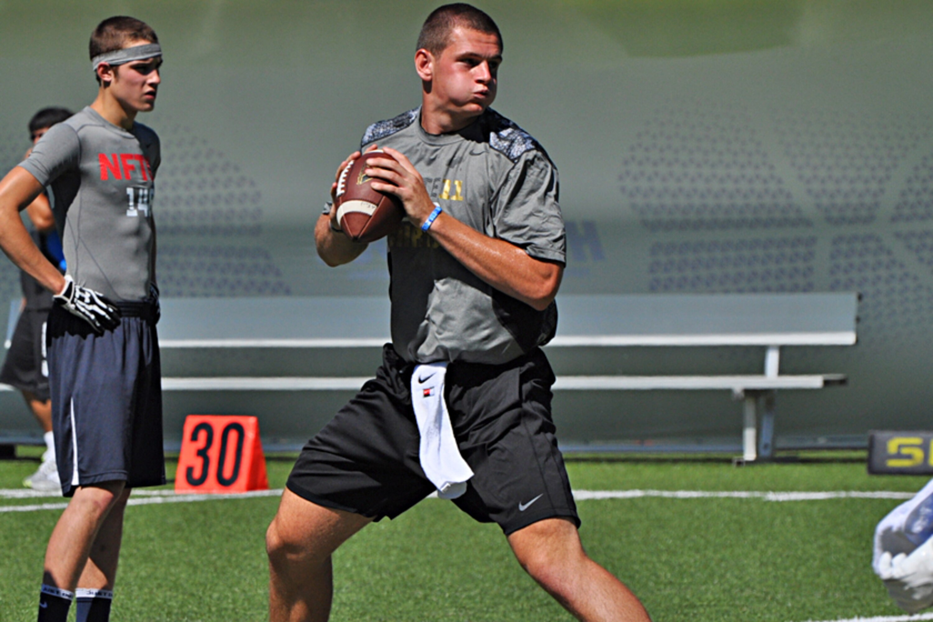 10 Recruits Who Are Perfect for a Pro-Style System