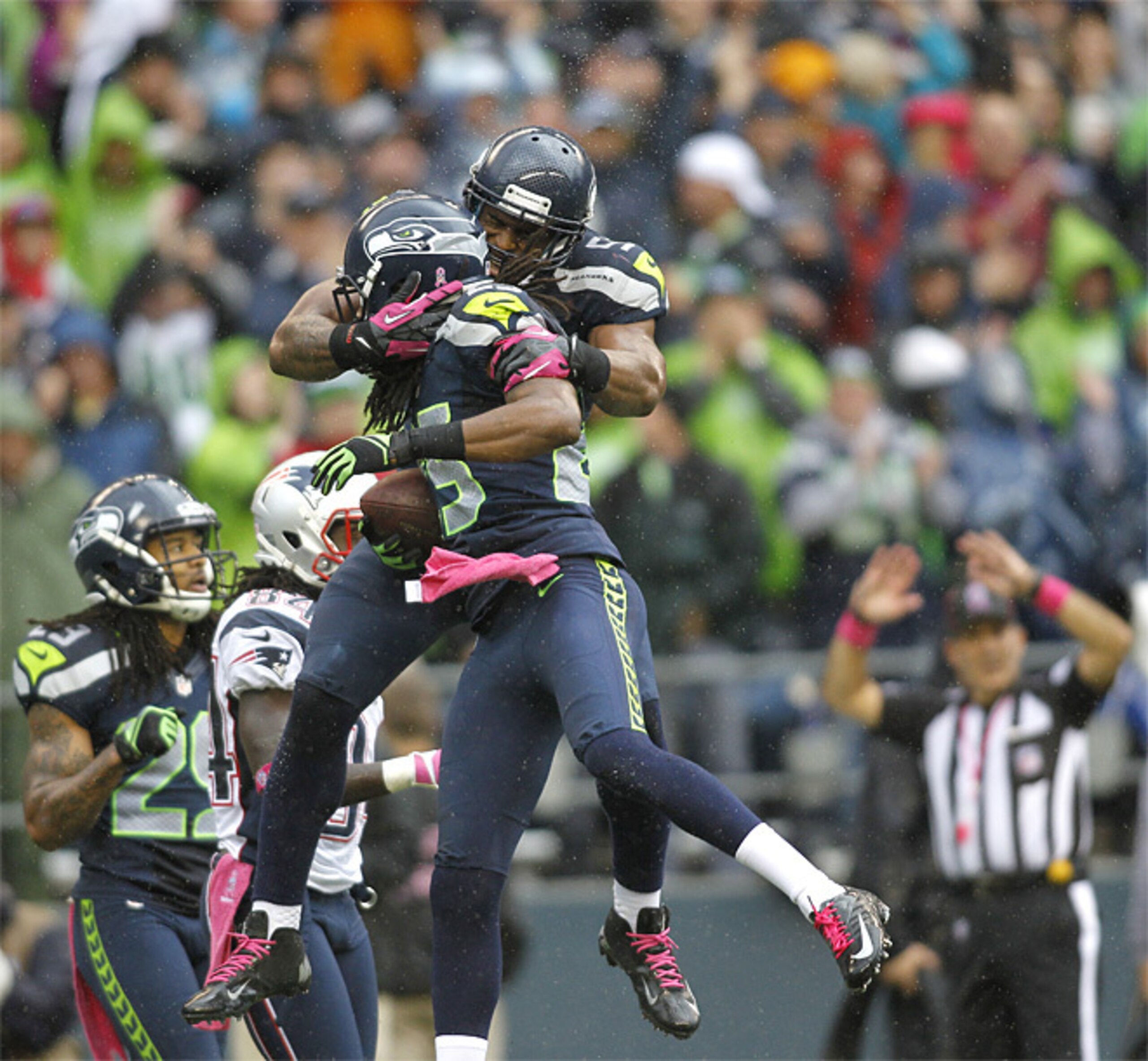The Seahawks continue their quest for the NFC's top seed