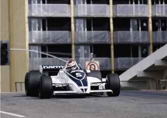 Piquet beat heat exhaustion to win '81 crown