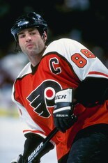 Lindros dominated the sport before his injury.
