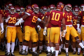 After catching fire in the second half of the season, USC's efforts were derailed due to a 35-14 loss to UCLA last month. The Trojans need to regain that momentum to be competitive in the Las Vegas Bowl.