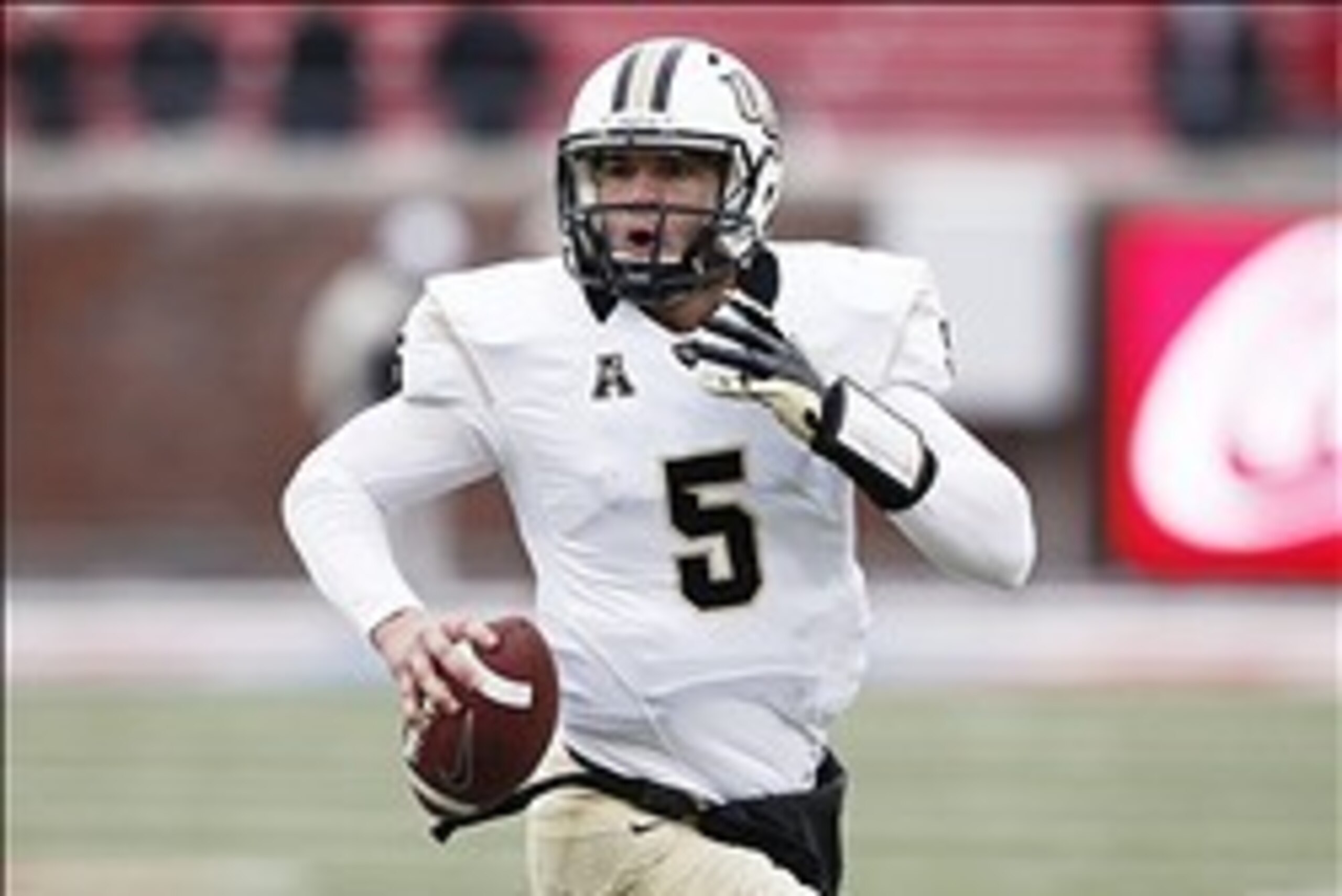 UCF quarterback Blake Bortles will take the spotlight in the Fiesta Bowl against Baylor.