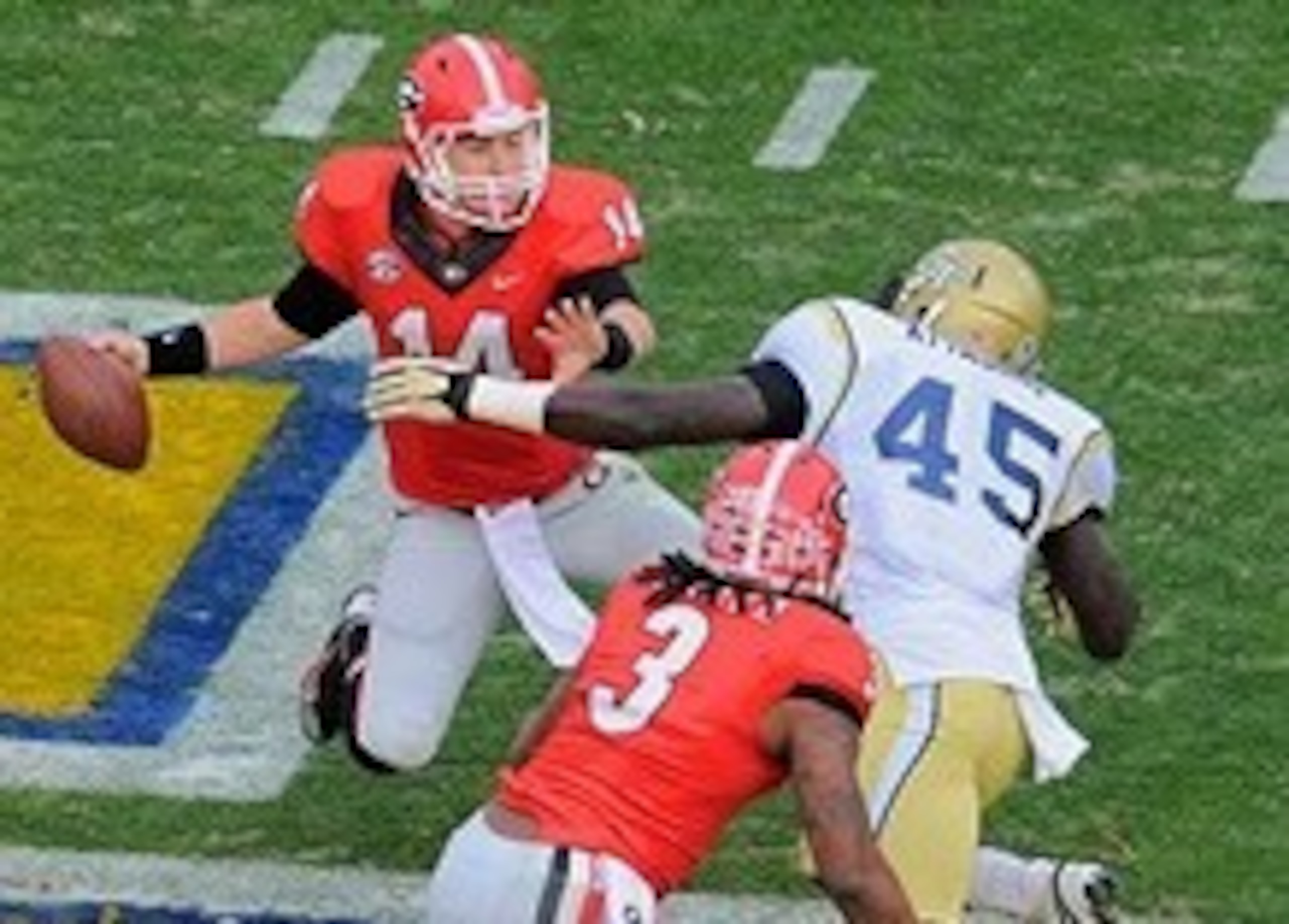 Nov 30, 2013; Atlanta, GA, USA; Georgia Tech Yellow Jackets defensive end Jeremiah Attaochu (45) sacks Georgia Bulldogs quarterback Hutson Mason (14) during the first quarter at Bobby Dodd Stadium. Mandatory Credit: Dale Zanine-USA TODAY Sports Nov 30, 2013; Atlanta, GA, USA; Georgia Tech Yellow Jackets defensive end Jeremiah Attaochu (45) sacks Georgia Bulldogs quarterback Hutson Mason (14) during the first quarter at Bobby Dodd Stadium. Mandatory Credit: Dale Zanine-USA TODAY Sports