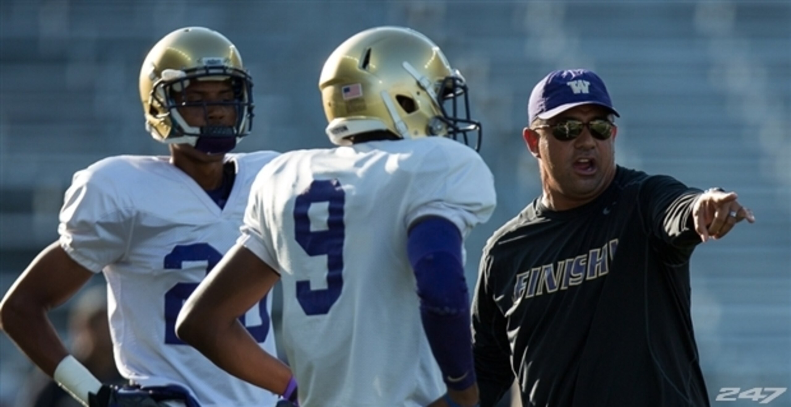 Johnny Nansen has been a jack-of-all-trades assistant coach with Sarkisian at UW, but will likely focus on the running backs at USC. Johnny Nansen has been a jack-of-all-trades assistant coach with Sarkisian at UW, but will likely focus on the running backs at USC.