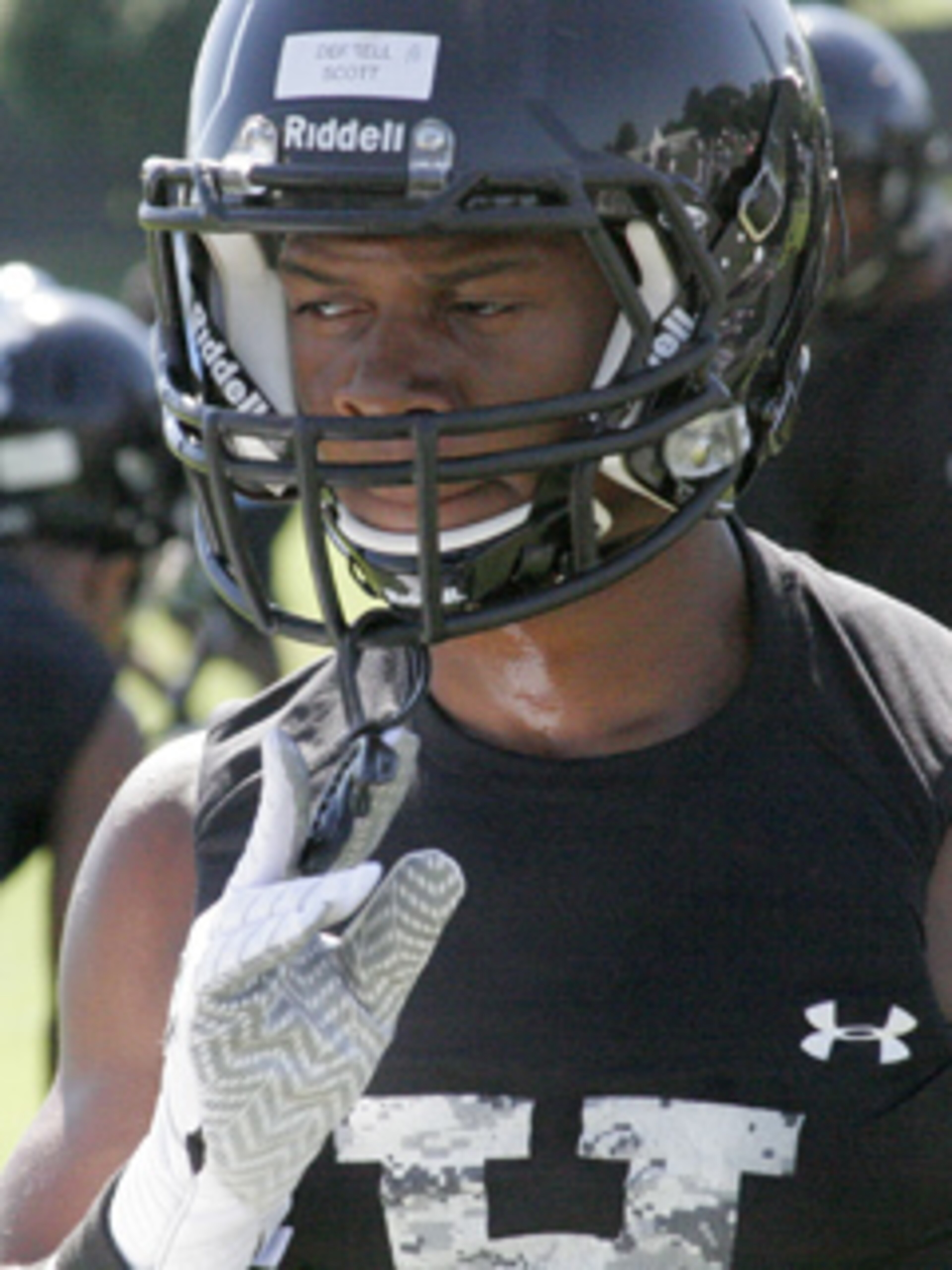 The Vols could use a change-of-pace back like Derrell Scott, a perfect fit for this offense The Vols could use a change-of-pace back like Derrell Scott, a perfect fit for this offense