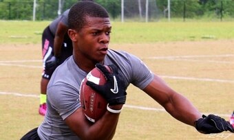 RB Derrell Scott's decision is down to a few teams.