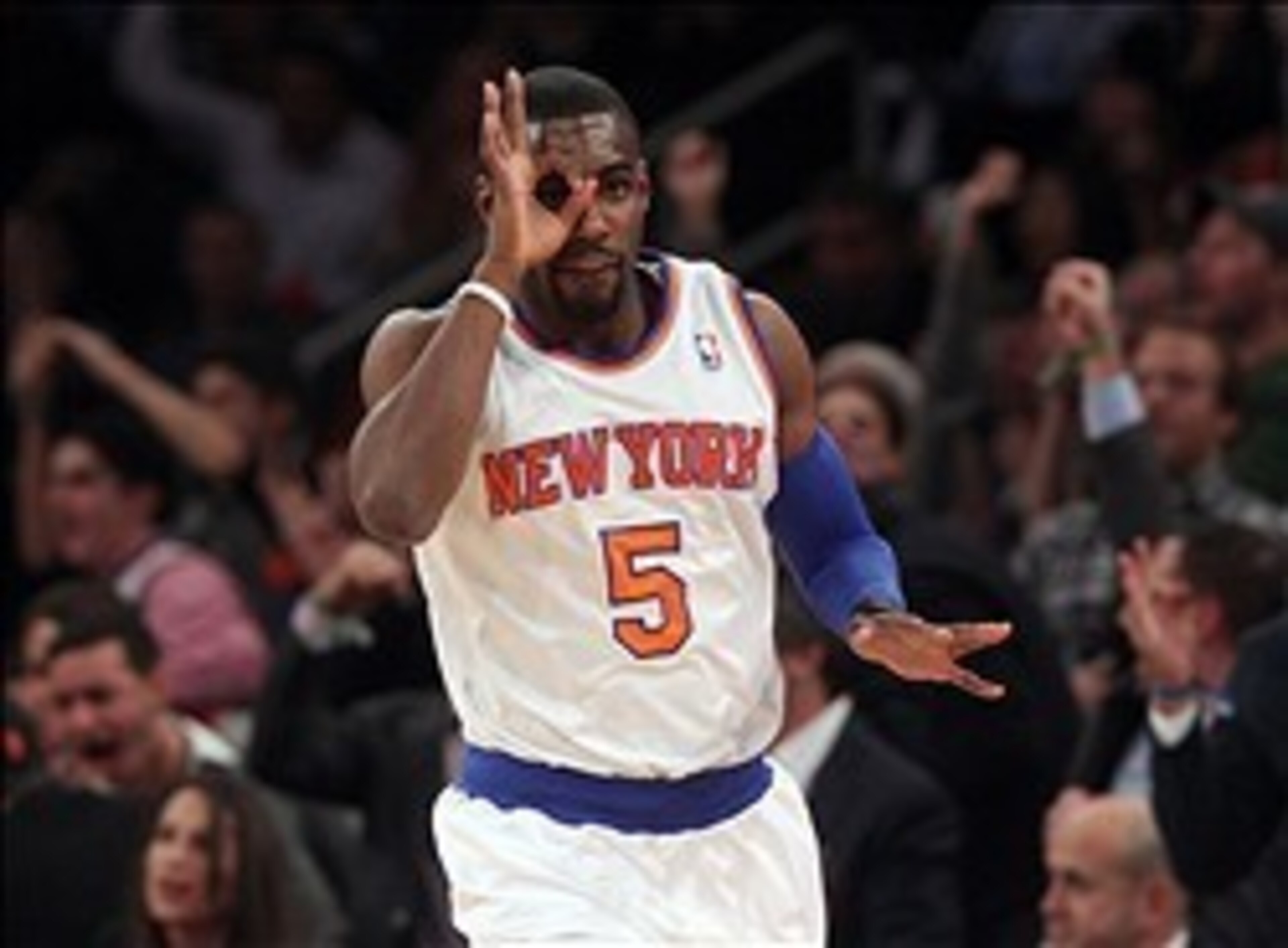 Tim Hardaway Jr. has been knocking down threes for Mike Woodson's team.