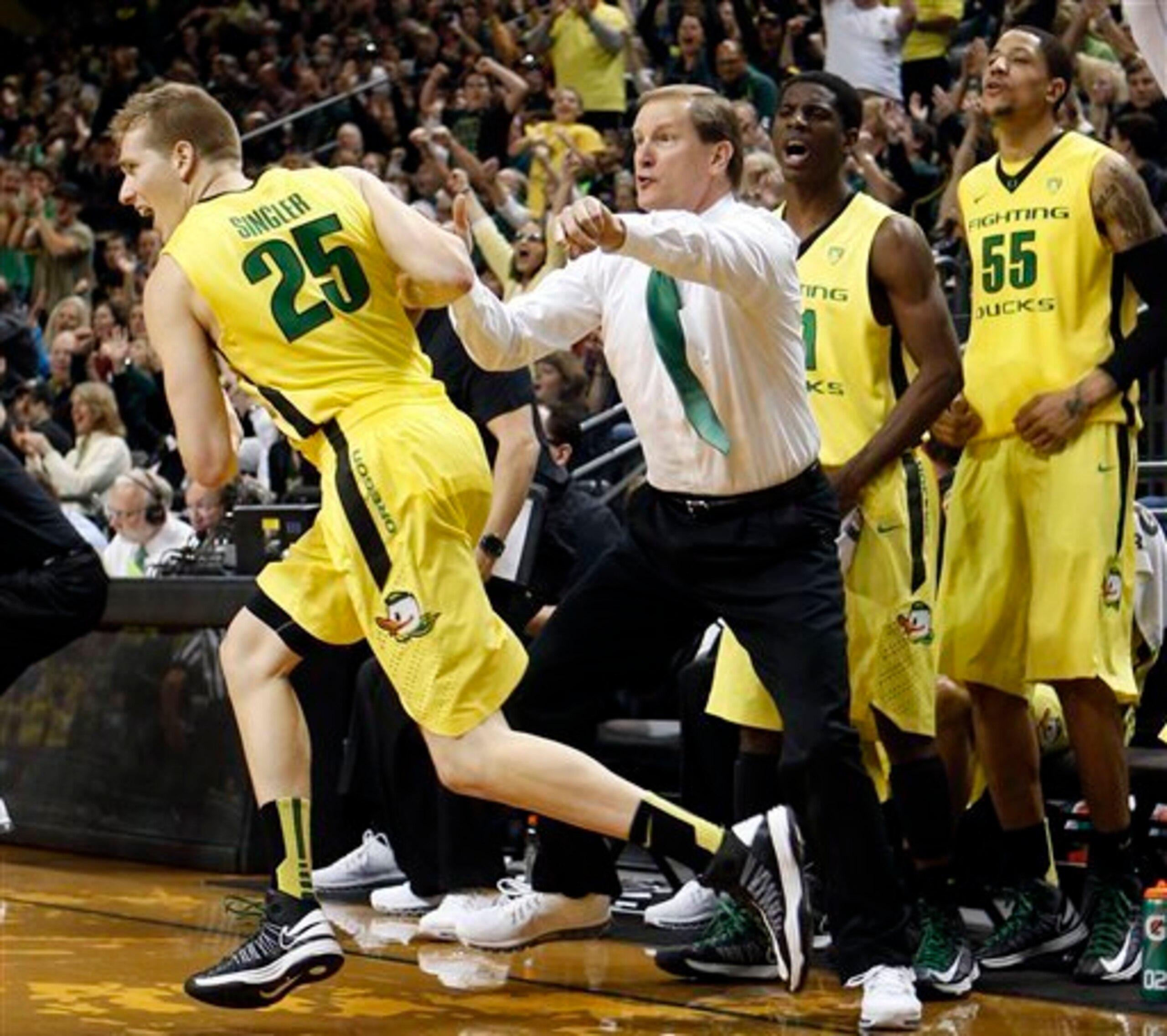 Oregon is in a slump now under coach Dana Altman but chances are they will awake.