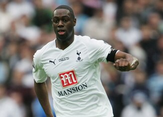 King on the ball during the 2008 Carling Cup final.