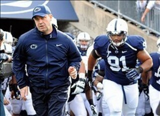 DaQuan Jones (91) could follow Bill O'Brien (left) from Penn State to Houston.