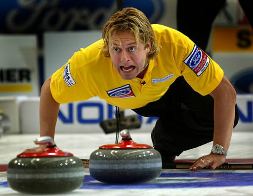 Can the Swedish men's team  win its first gold medal for curling?