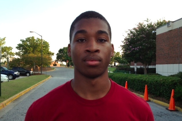 Lamont Simmons is a 3-star CB in USC's class of 2014