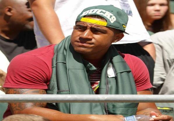 The Ducks will need junior college transfer Tui Talia to help out on the field in 2014.