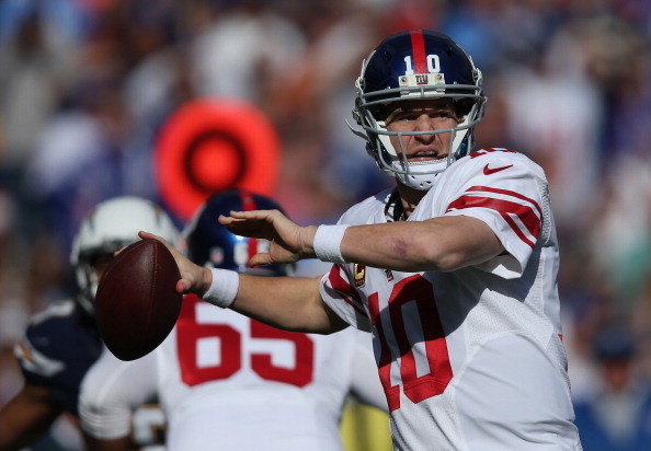 QB Eli Manning surveys the landscape.