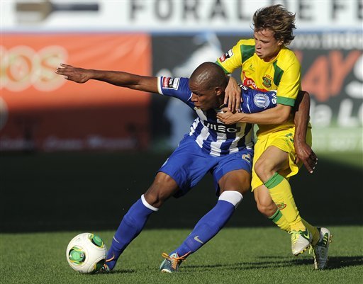 The contract of Porto's Fernando, left, ends this summer.