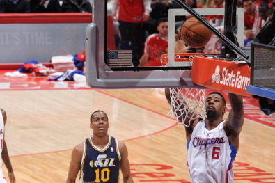 LOS ANGELES, CA - FEBRUARY 1: DeAndre Jordan #6 of the Los Angeles Clippers shoots during a game against the Utah Jazz at STAPLES Center on February 1, 2014 in Los Angeles, California. NOTE TO USER: User expressly acknowledges and agrees that, by download