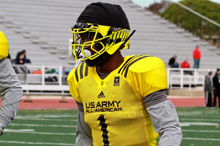 UCLA LB commit Zach Whitley