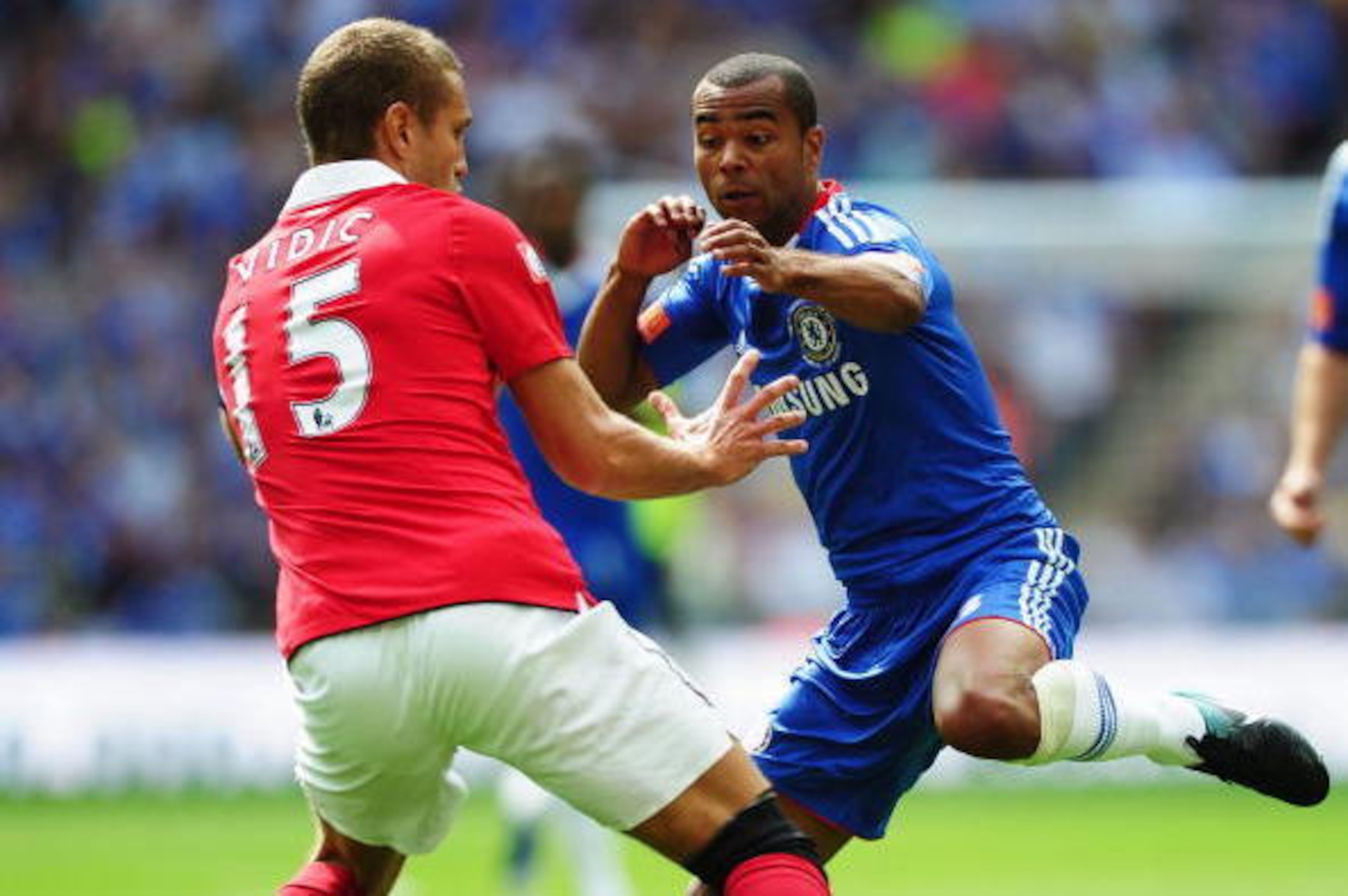 Nemanja Vidic and Ashley Cole feature in our Weekly Gossip Round-up.
