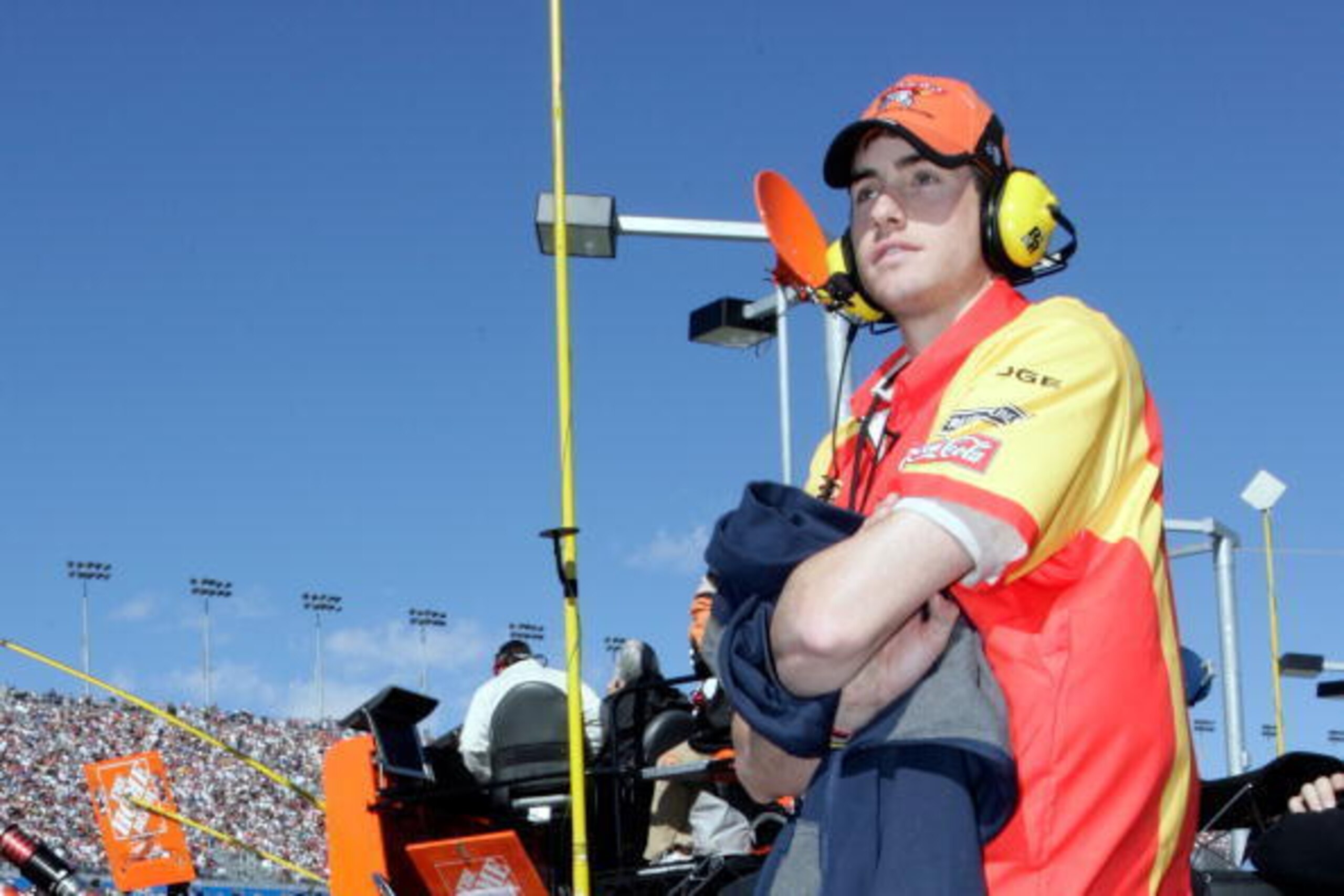 John Isner serves as honorary pit crew chief for Kyle Petty in 2008. John Isner serves as honorary pit crew chief for Kyle Petty in 2008.