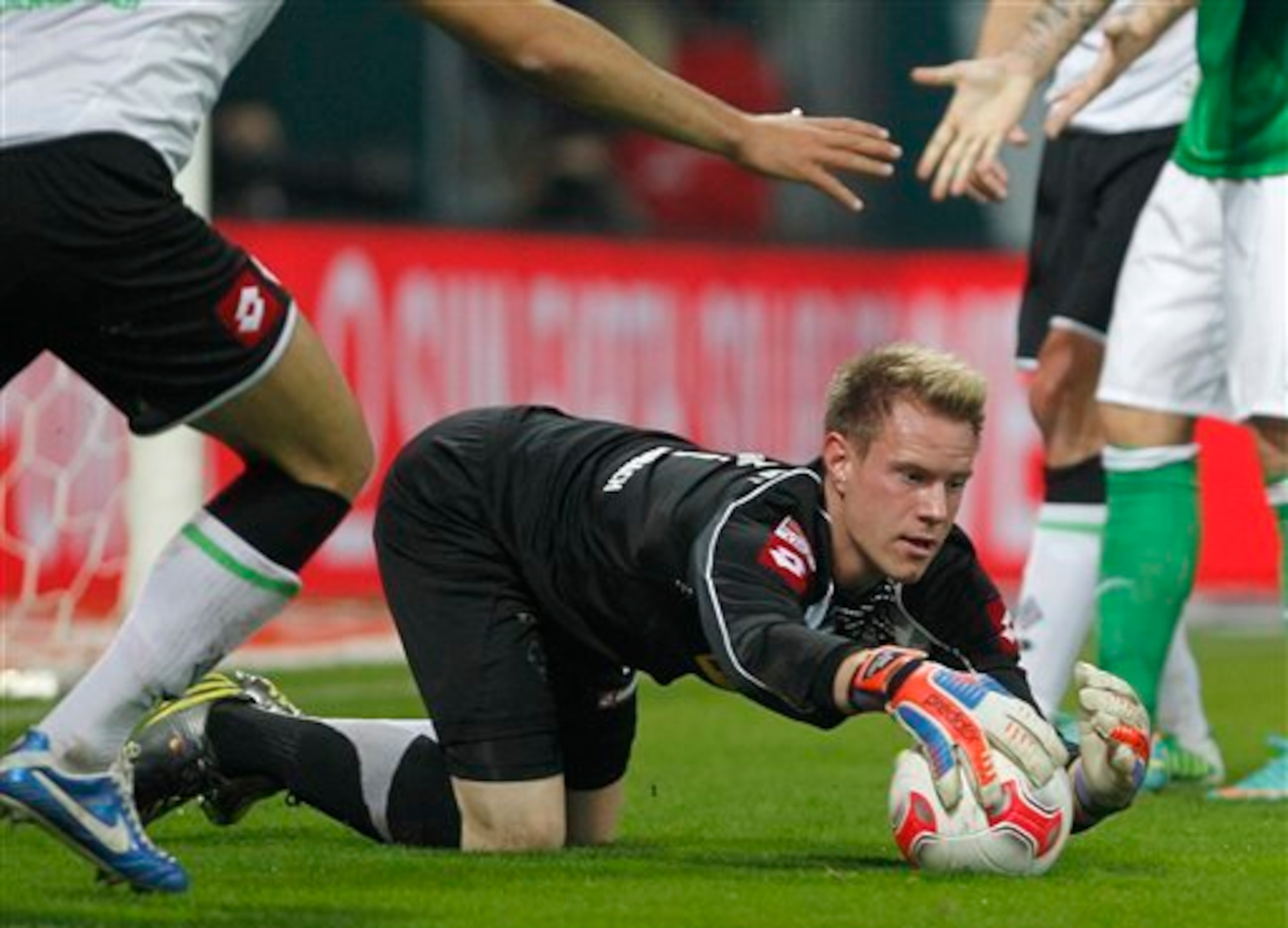 Marc-Andre ter Stegen's proposed move to Barcelona has been given the thumbs up by Jupp Heynckes.