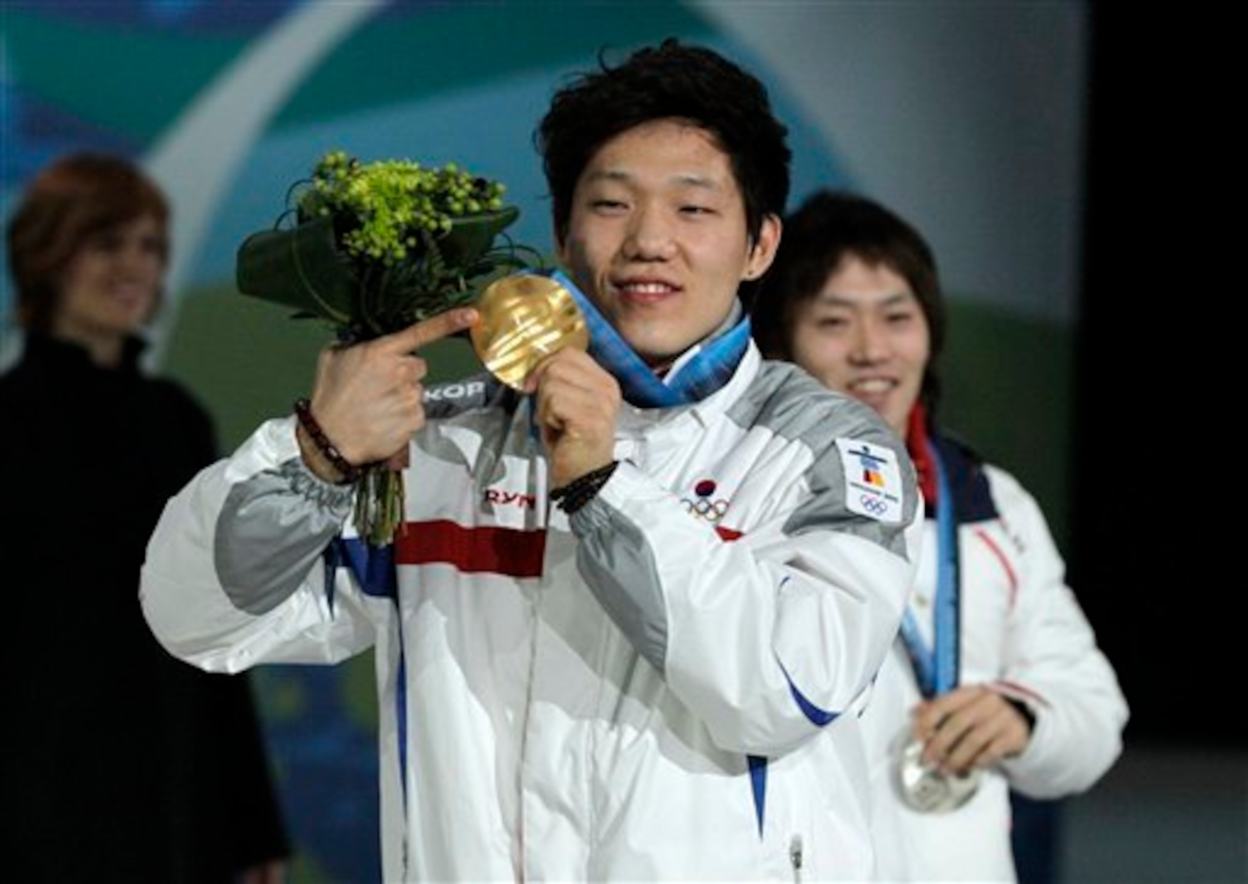 Mo Tae-bum will win gold again, but this time, it won't be a surprise.
