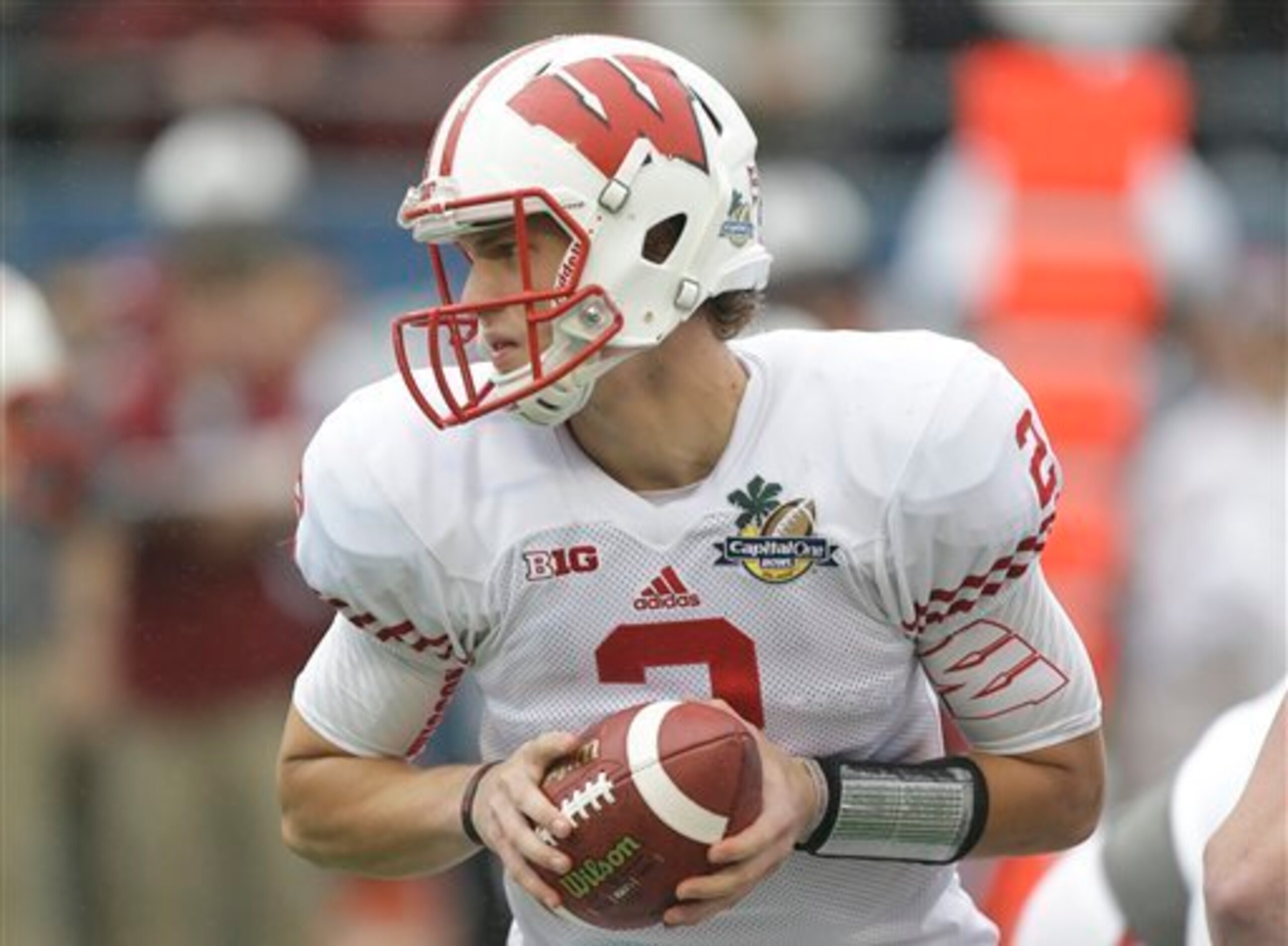 QB Joel Stave