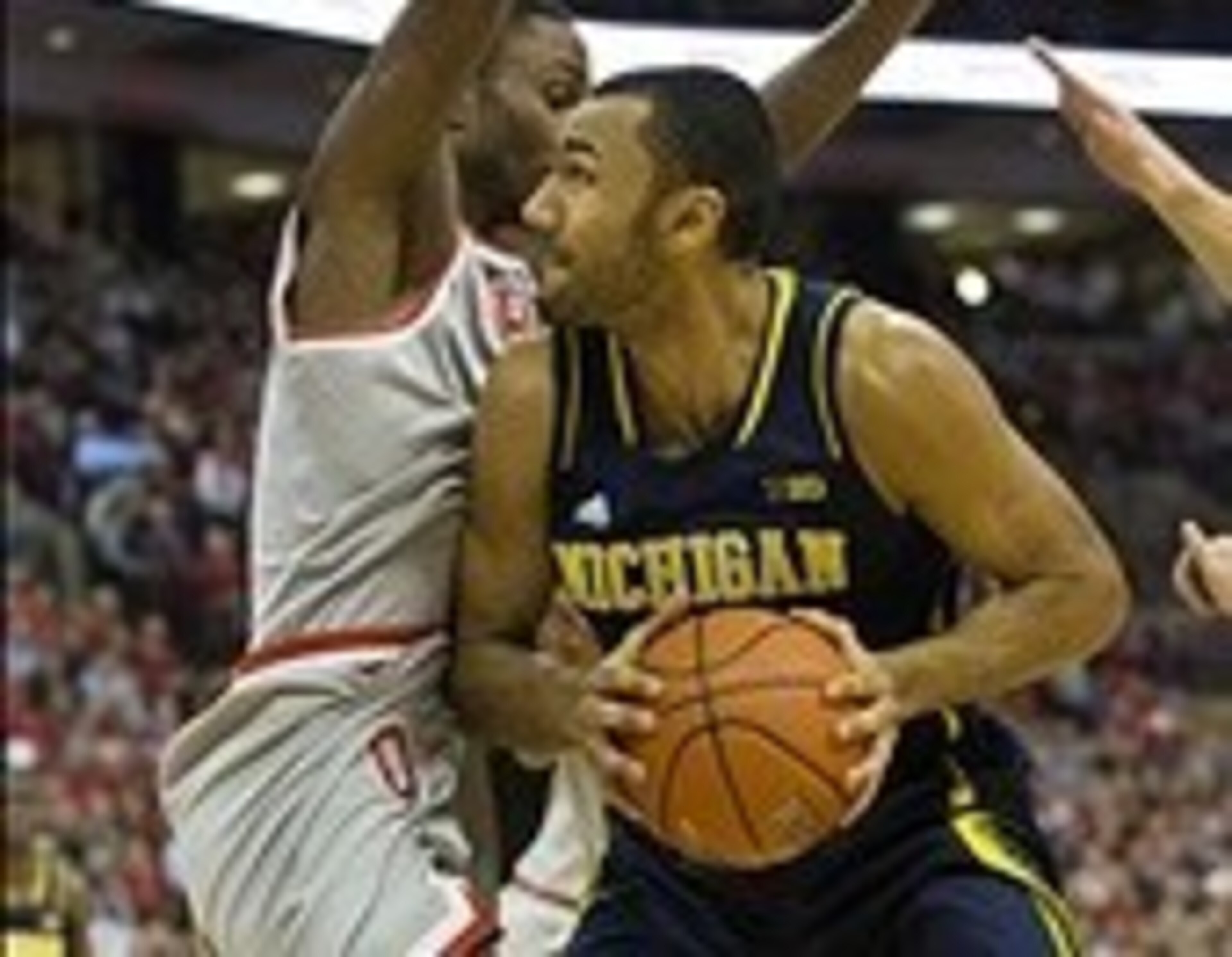 Jon Horford is playing well, which is a great sign for the Wolverines.