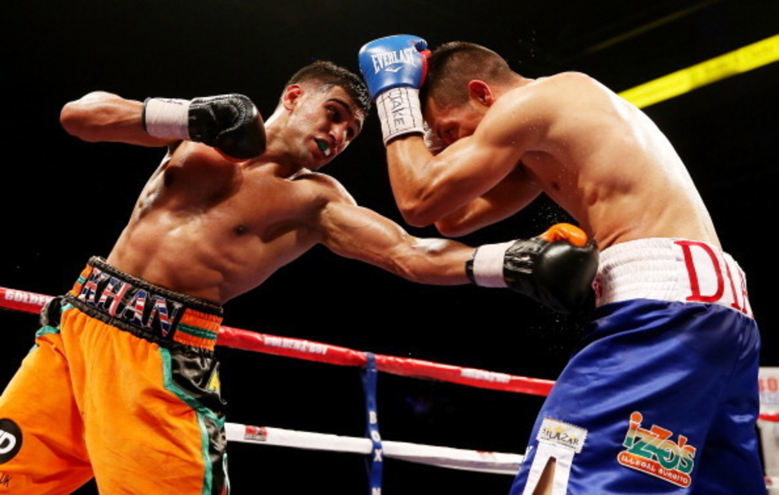 Khan's last two wins came over Julio Diaz and Carlos Molina.