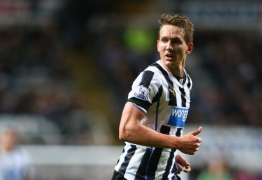 De Jong worked hard for Newcastle in attack.
