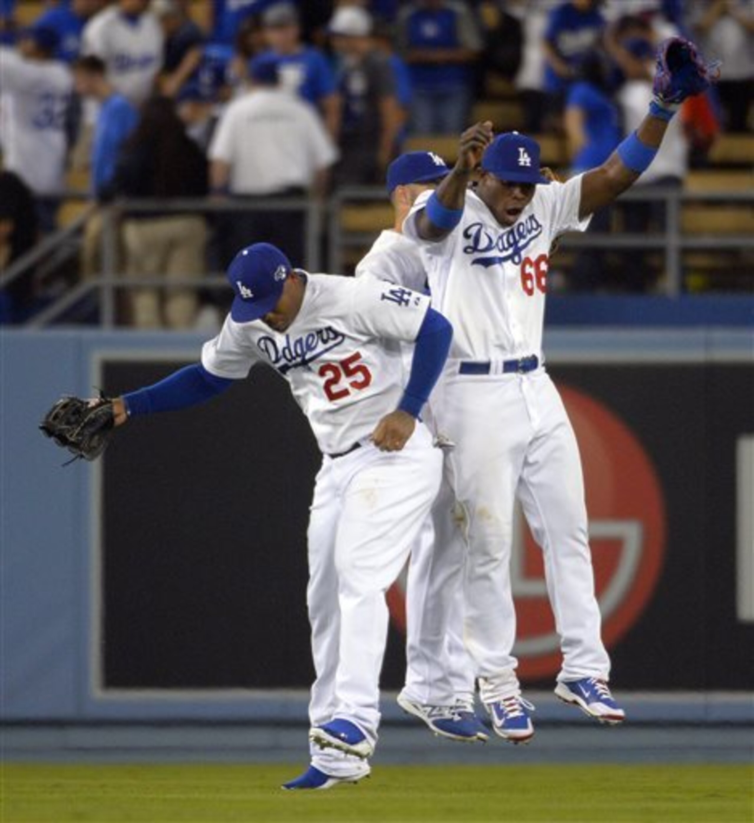Do Carl Crawford and Yasiel Puig make Kemp expendable?