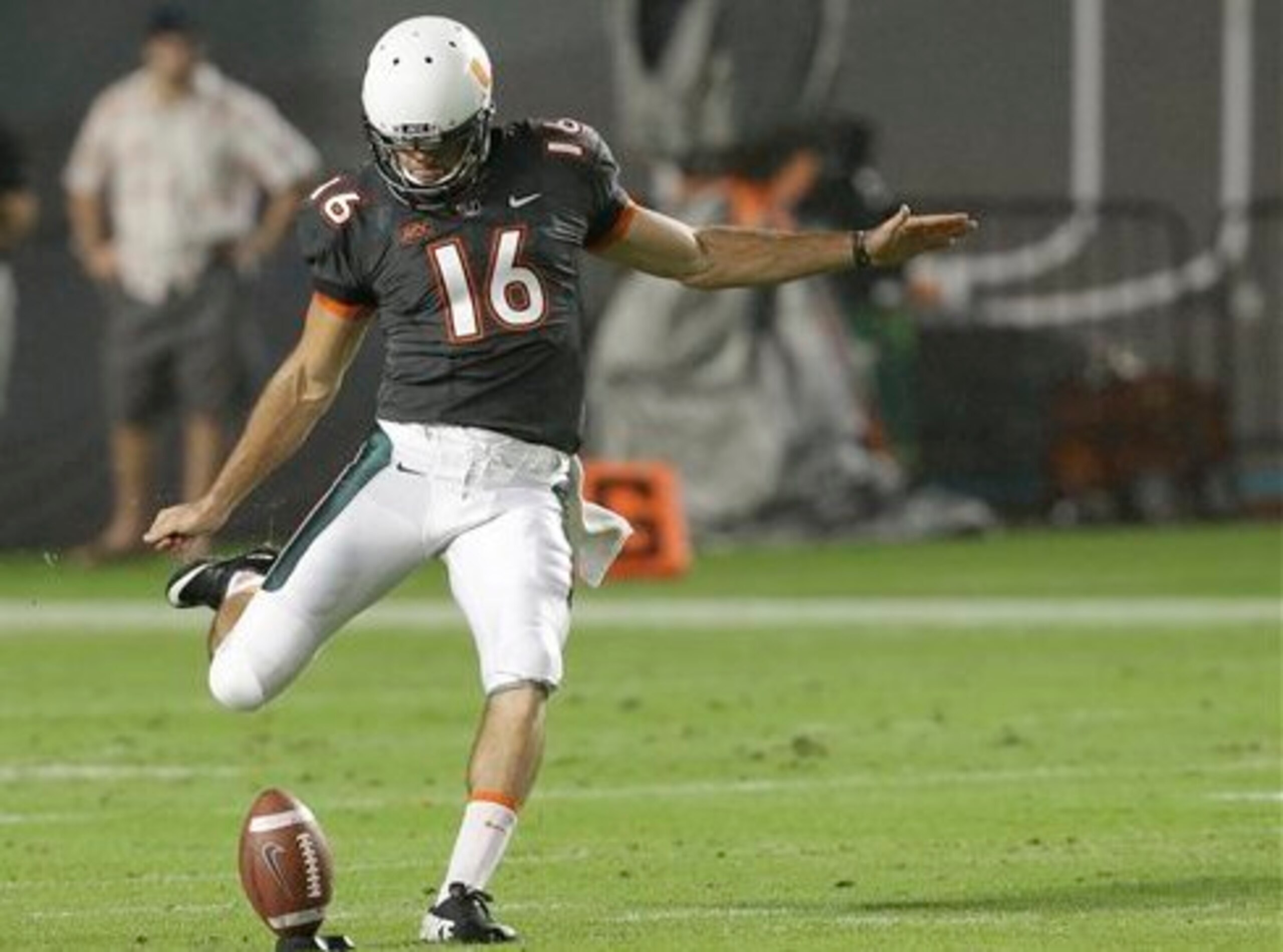 Pat O'Donnell handled kickoff duties for the 'Canes, too. Pat O'Donnell handled kickoff duties for the 'Canes, too.