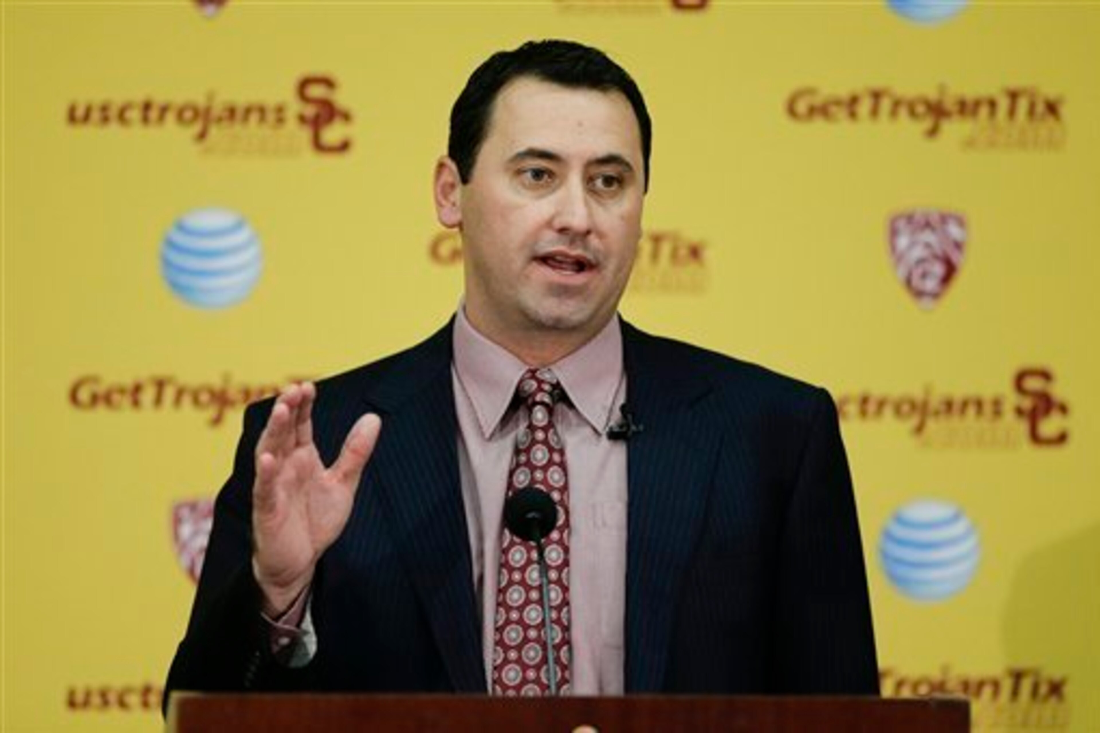 USC expects to make strides with Steve Sarkisian
