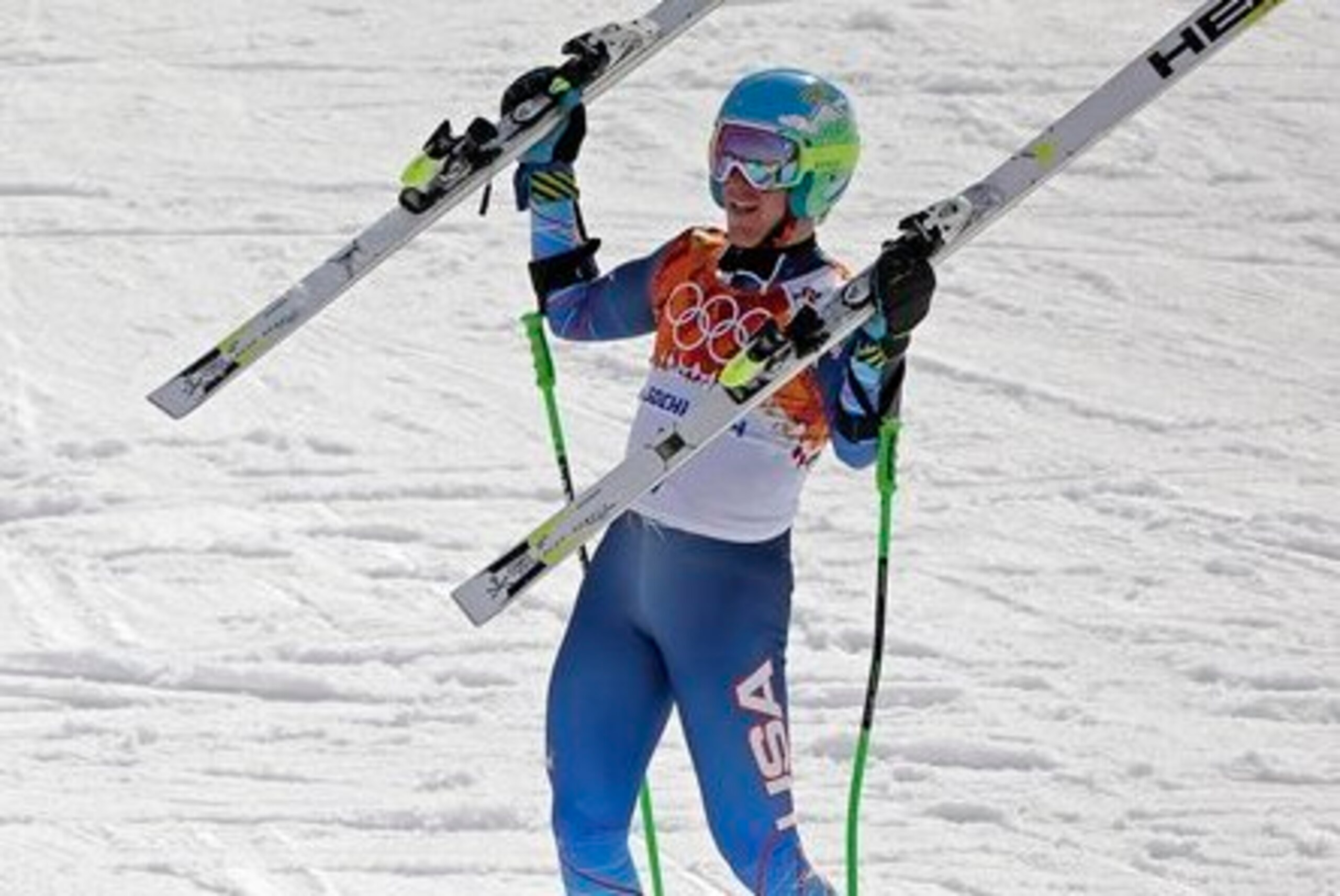 American Ted Ligety picked up the gold medal in the giant slalom.
