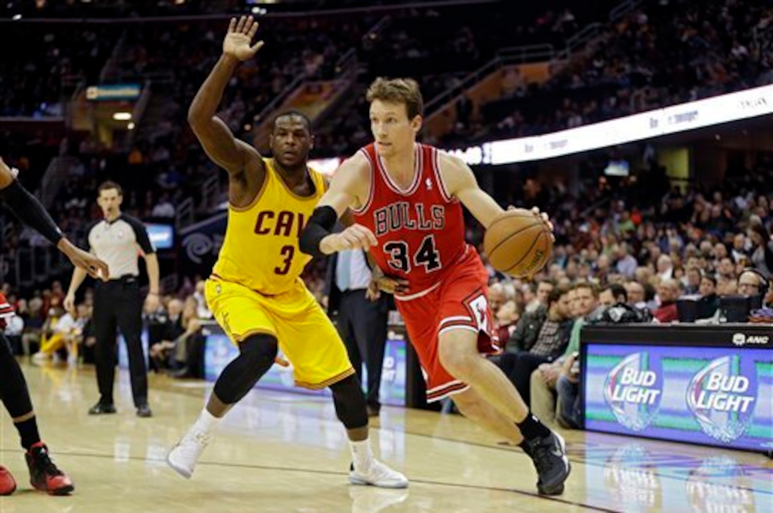 Mike Dunleavy won't be dealt before the trade deadline.