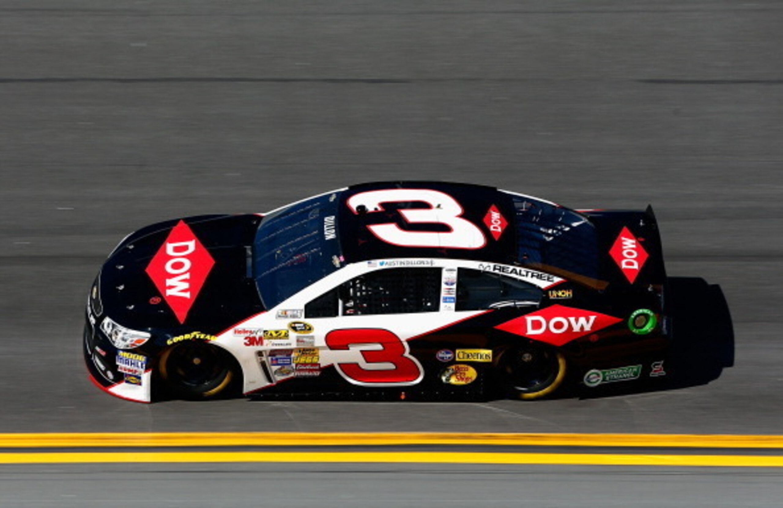 All eyes will be on Dillon in the No. 3, but he's not the only rookie running.