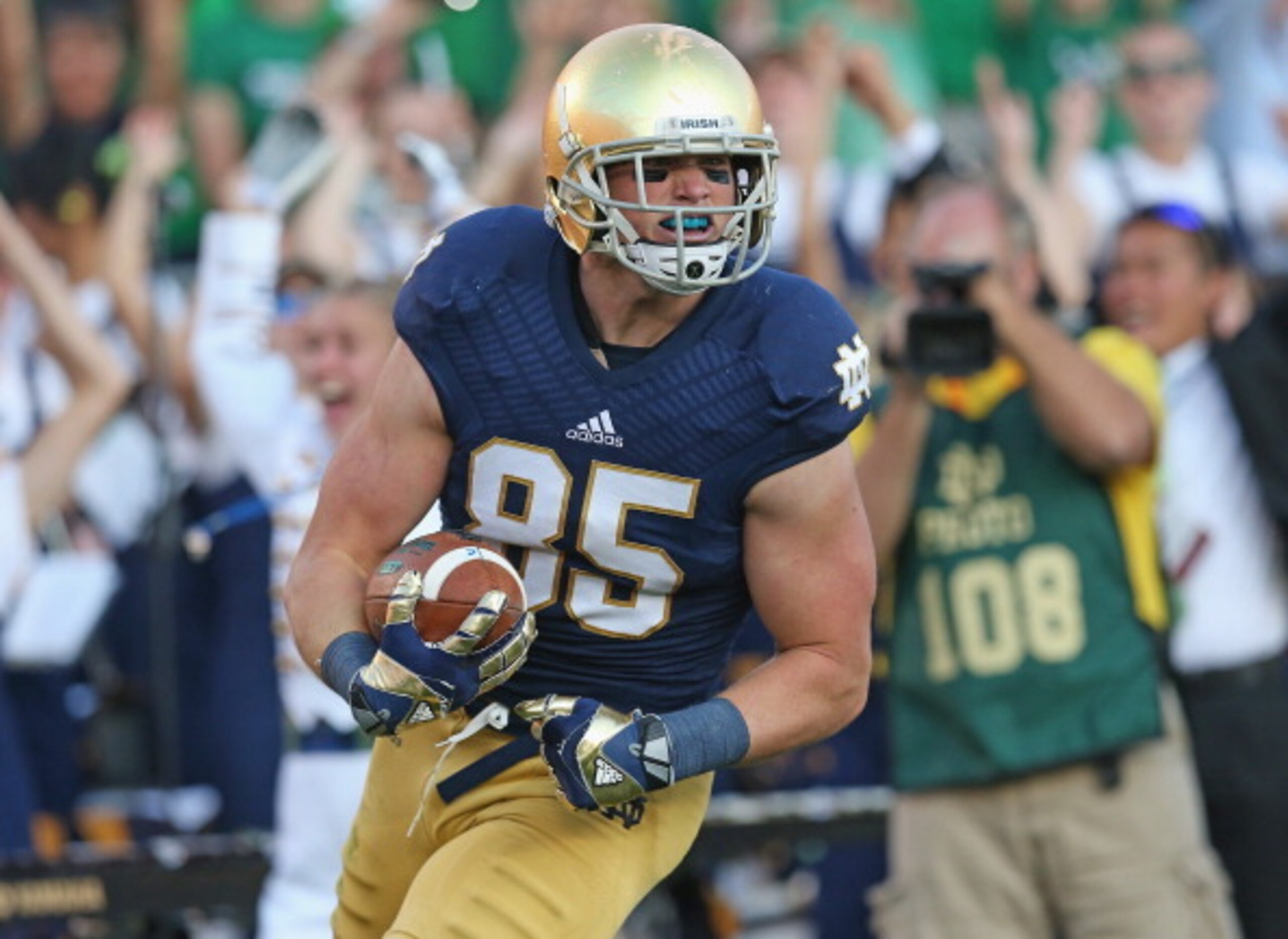 Troy Niklas