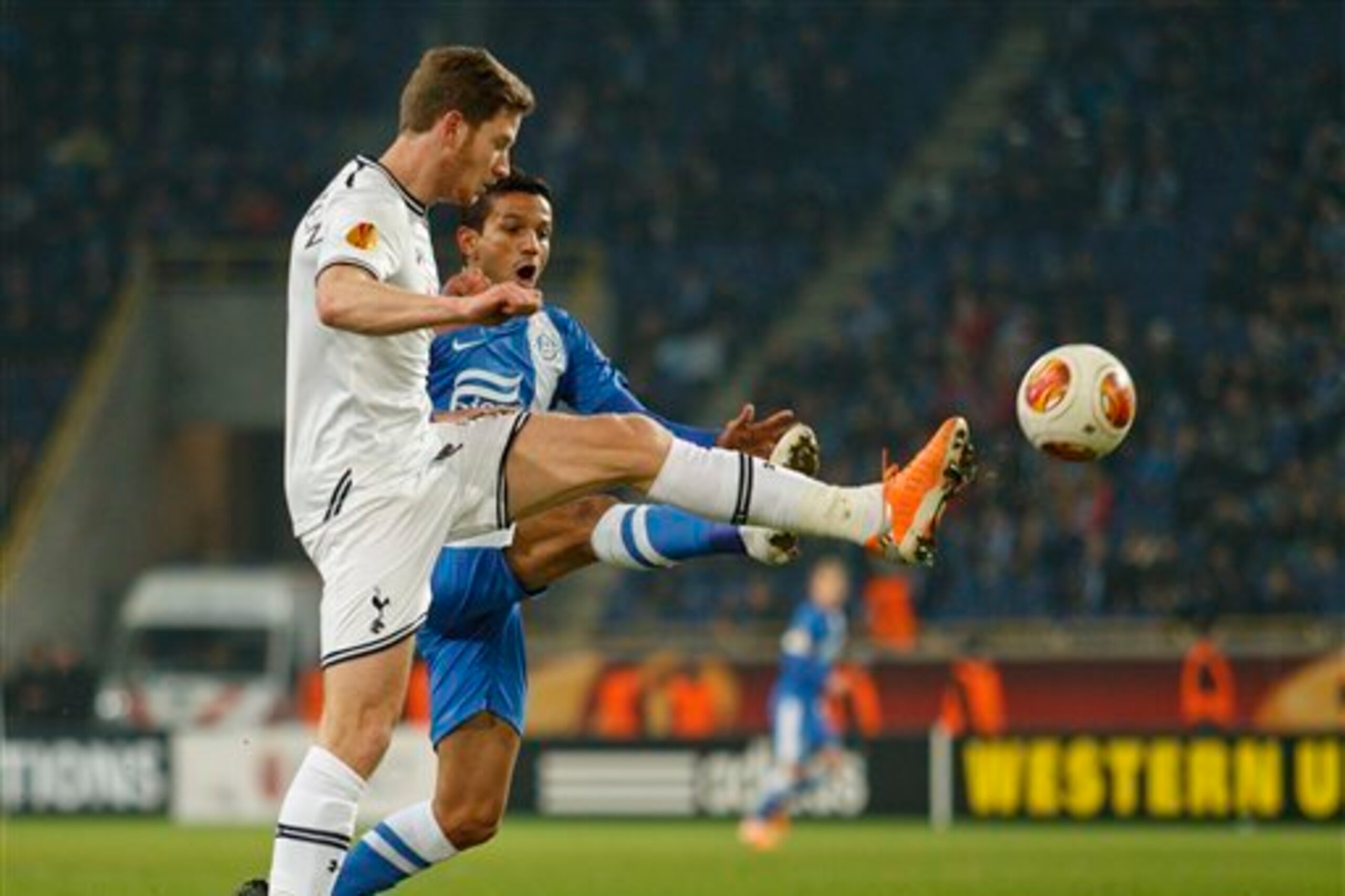 Jan Vertonghen hunts the ball on a rough night for him and his team against a tough and skillful Dnipro team. Jan Vertonghen hunts the ball on a rough night for him and his team against a tough and skillful Dnipro team.