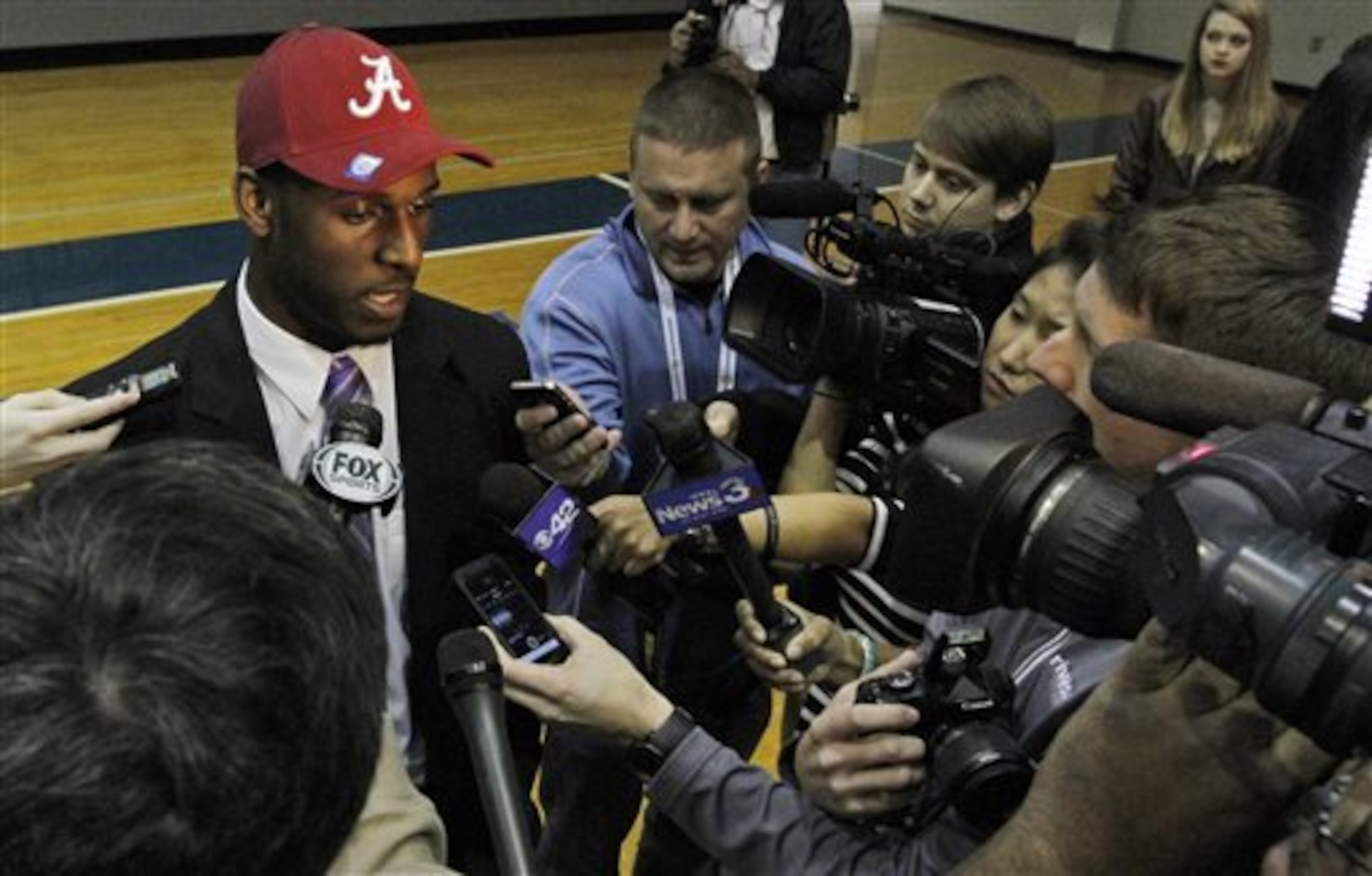 Rashaan Evans is one of many true freshman who should play for Alabama in 2014.