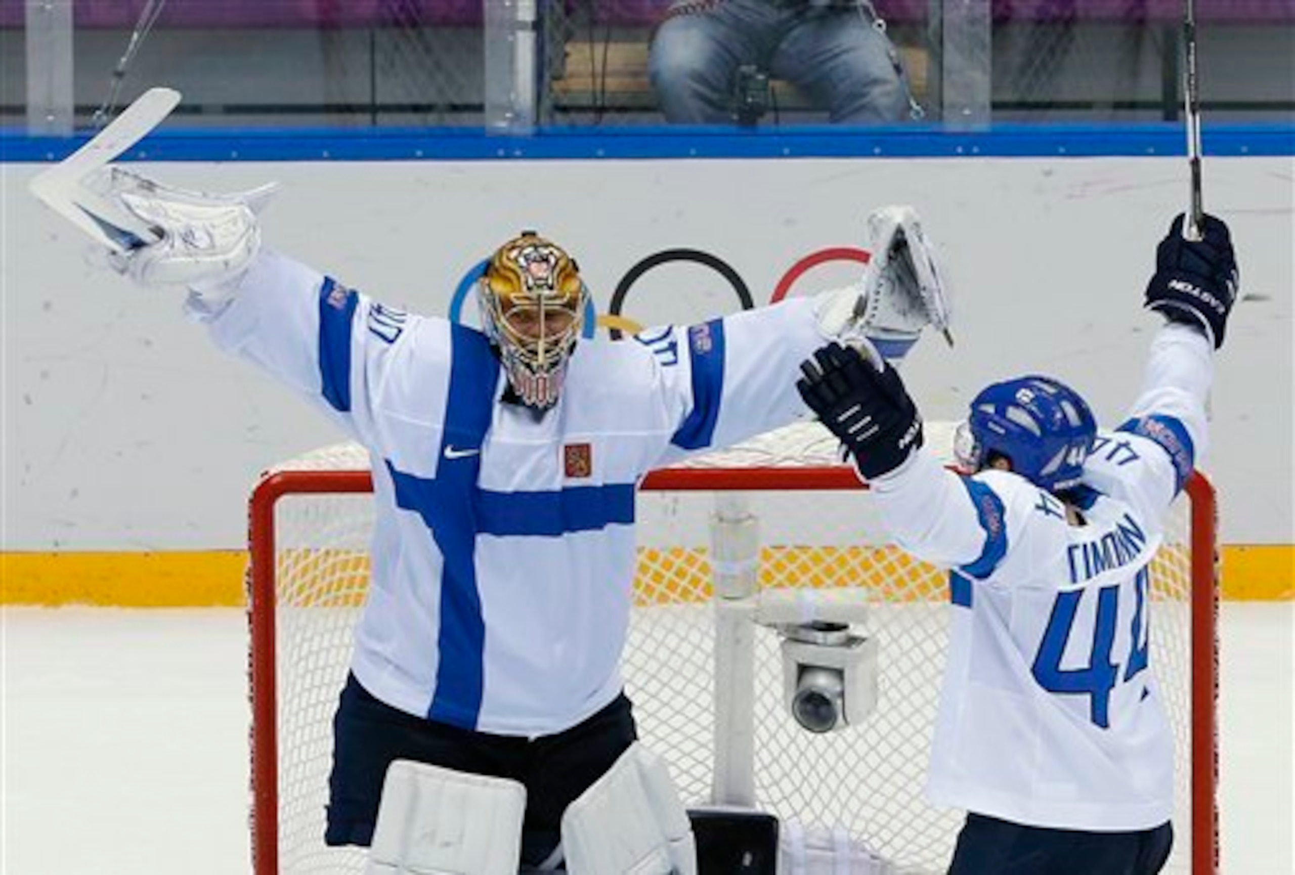 Kimmo Timonen is the only Flyers' player to medal in Sochi.