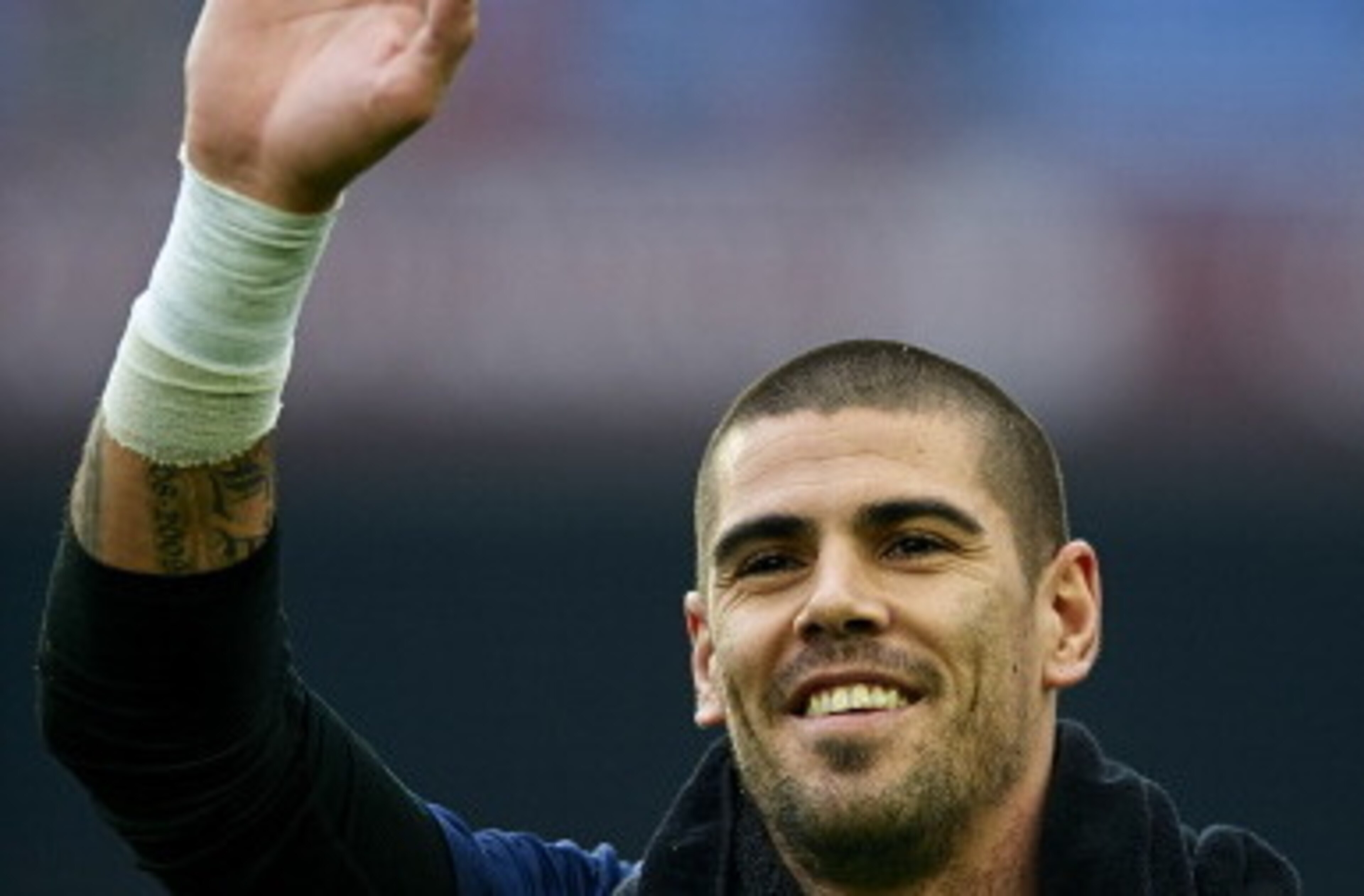 Victor Valdes will shortly wave bye-bye to Barcelona.