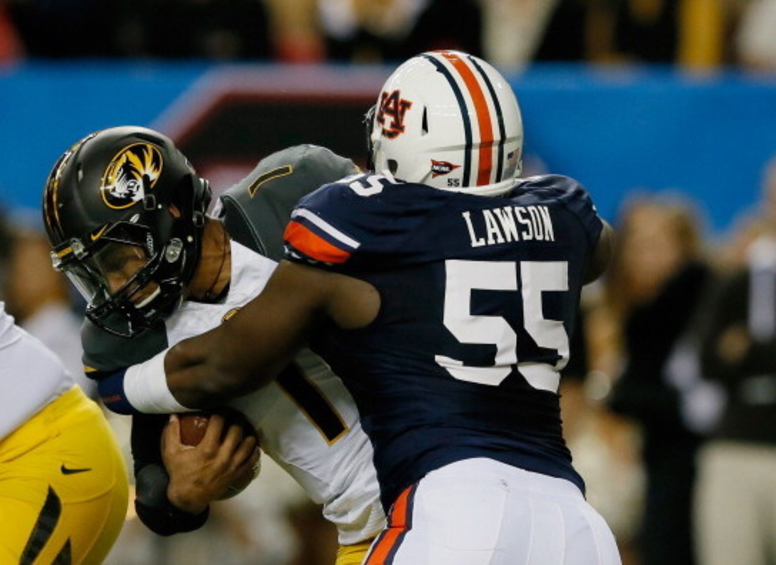 DE Carl Lawson