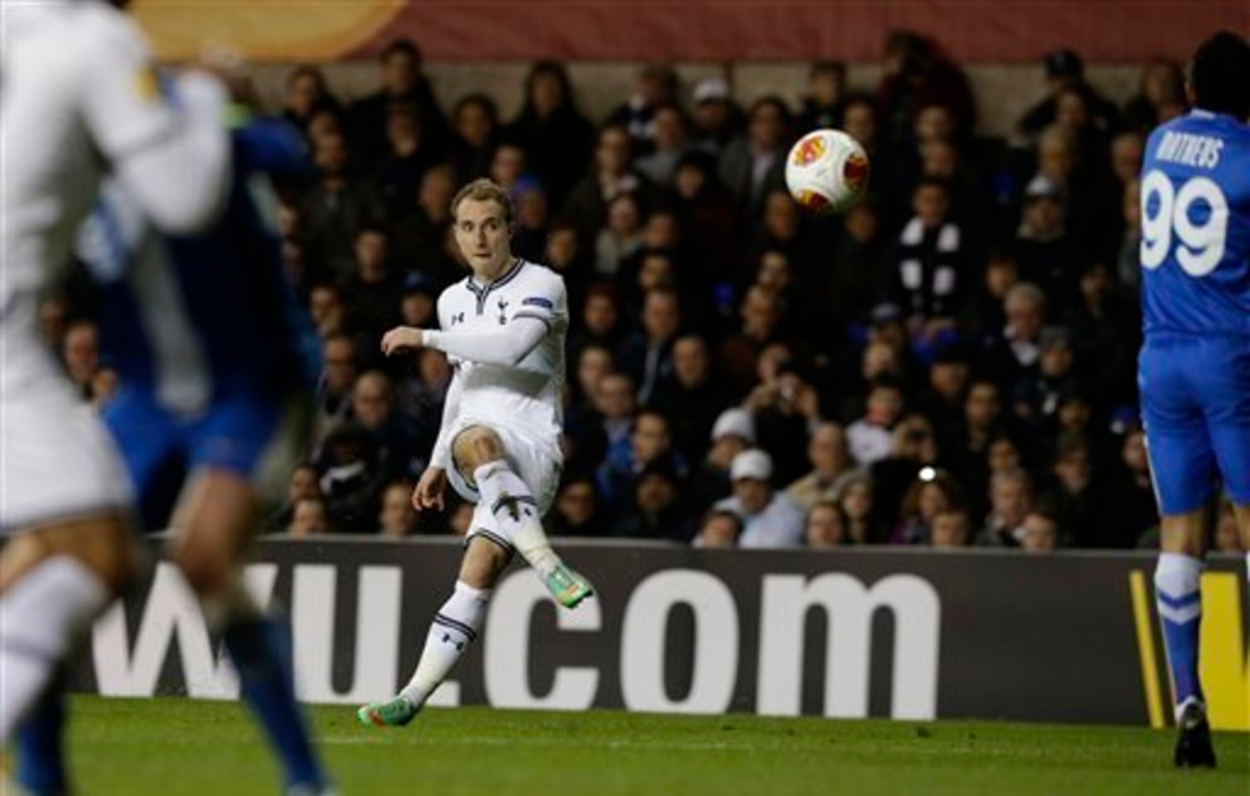 Christian Eriksen curls in the free-kick that got Spurs back in the game. Christian Eriksen curls in the free-kick that got Spurs back in the game.