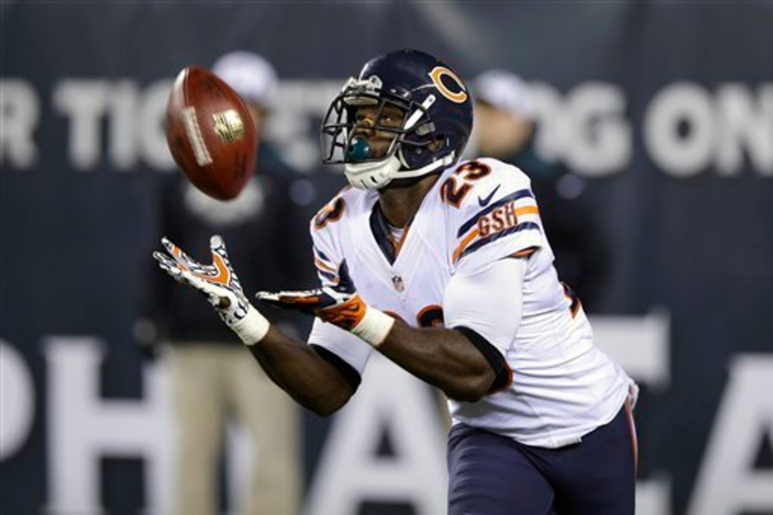 Record-setting return artist Devin Hester won't be returning to the Chicago Bears.