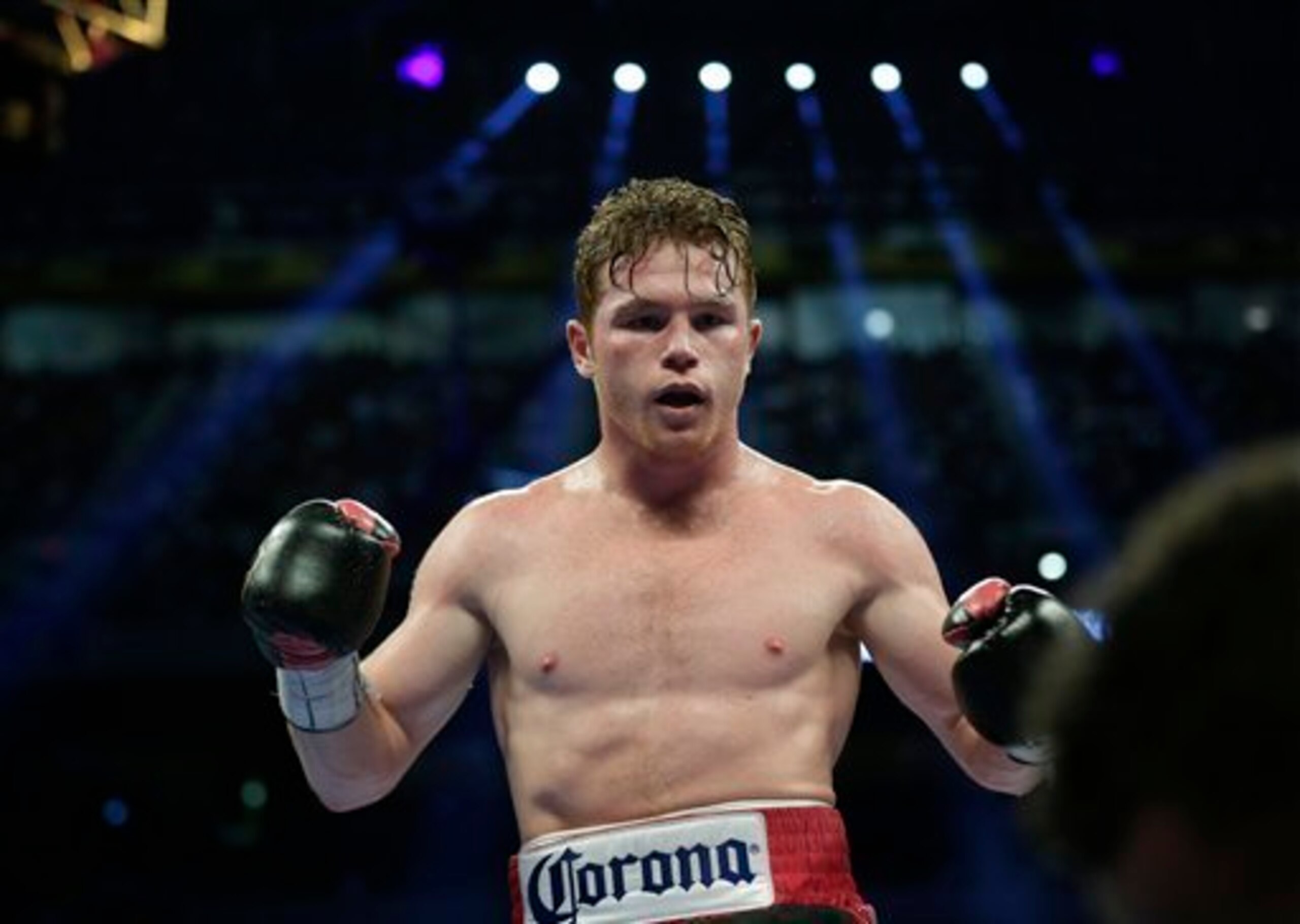 Canelo is too skilled for Angulo.