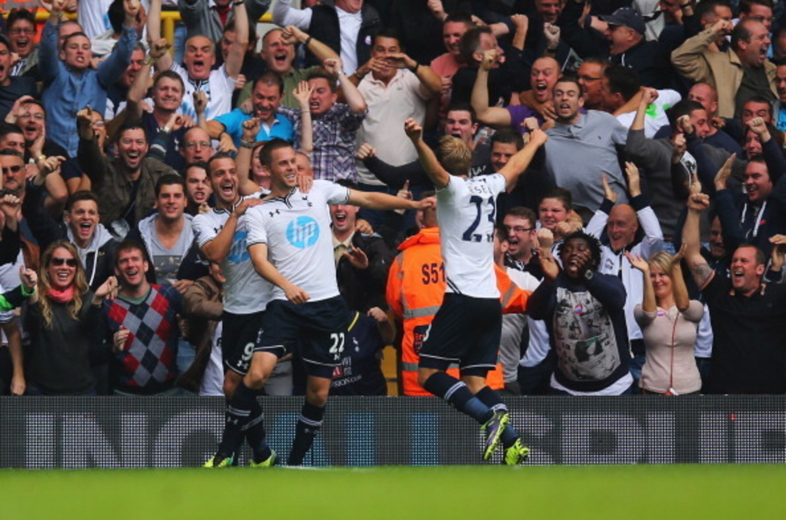 Tottenham took a well-earned lead against Chelsea in September through Gylfi Sigurdsson before drawing 1-1.