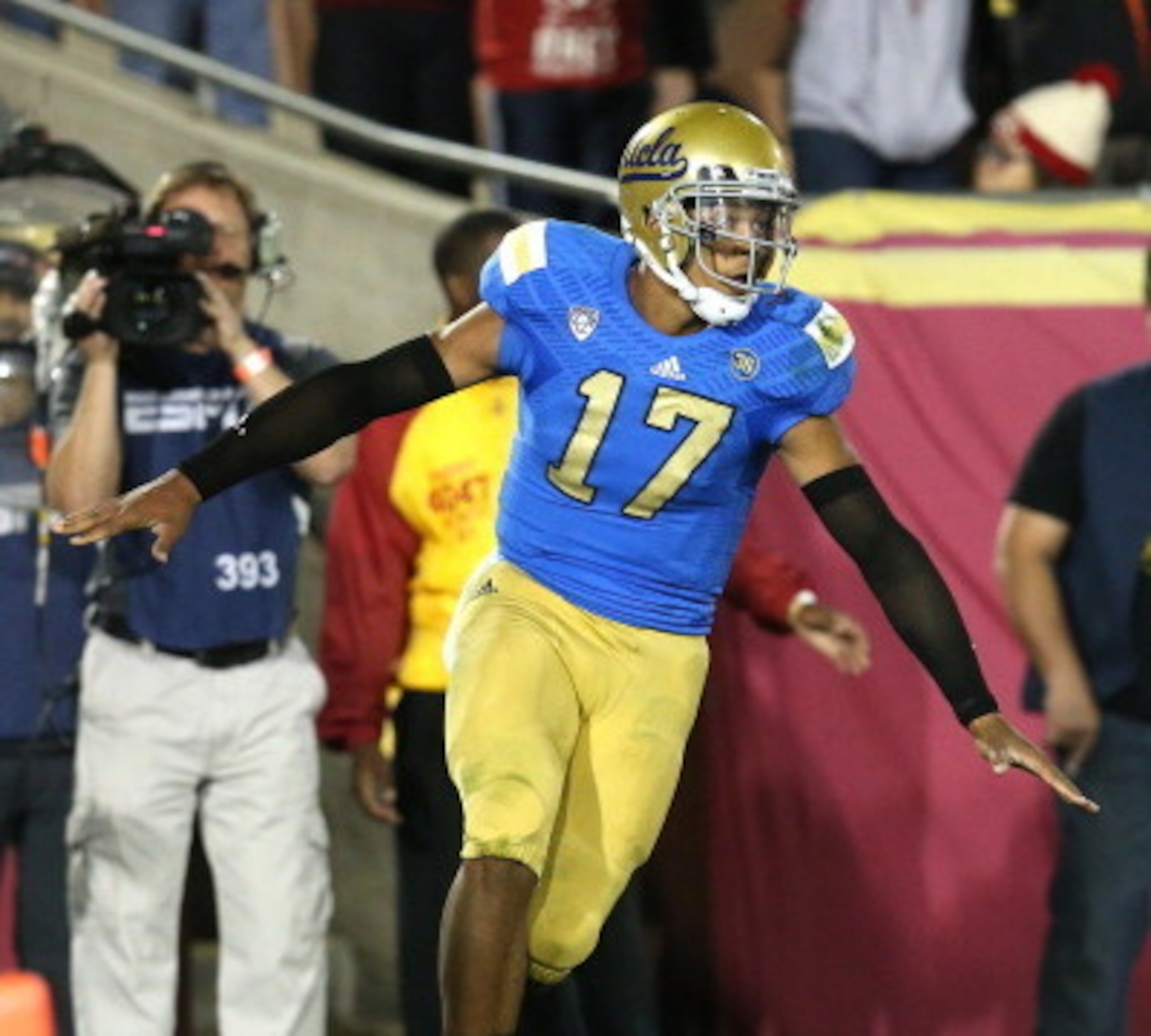 QB Brett Hundley