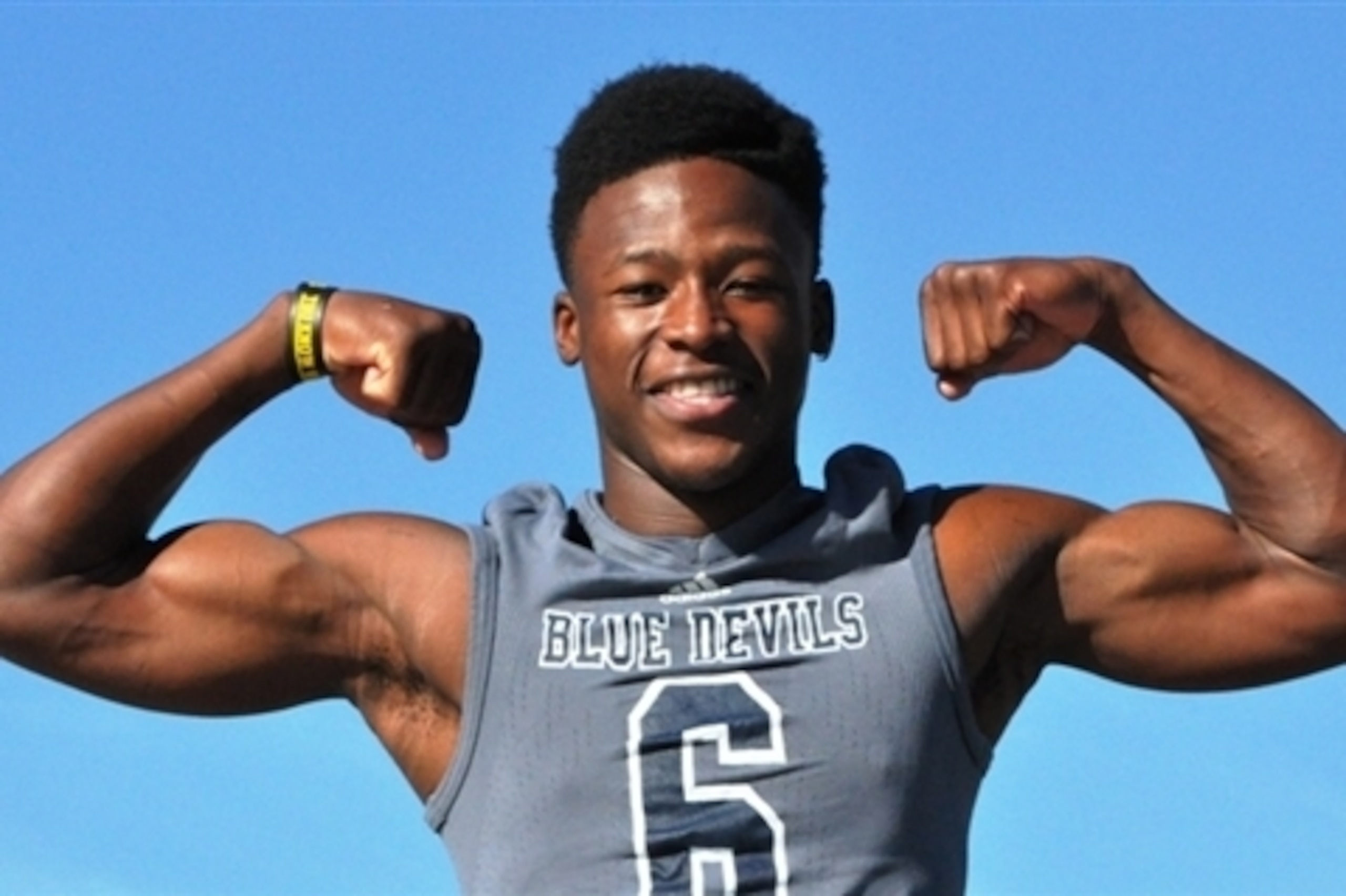 Running back Alvin Kamara