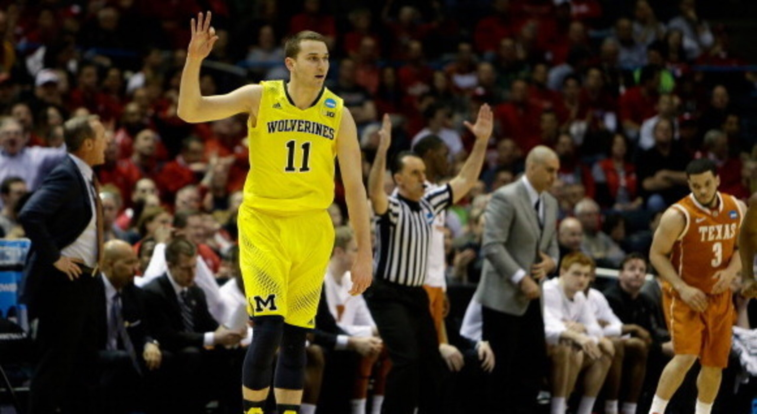 The threes are falling at an alarming rate for Michigan.