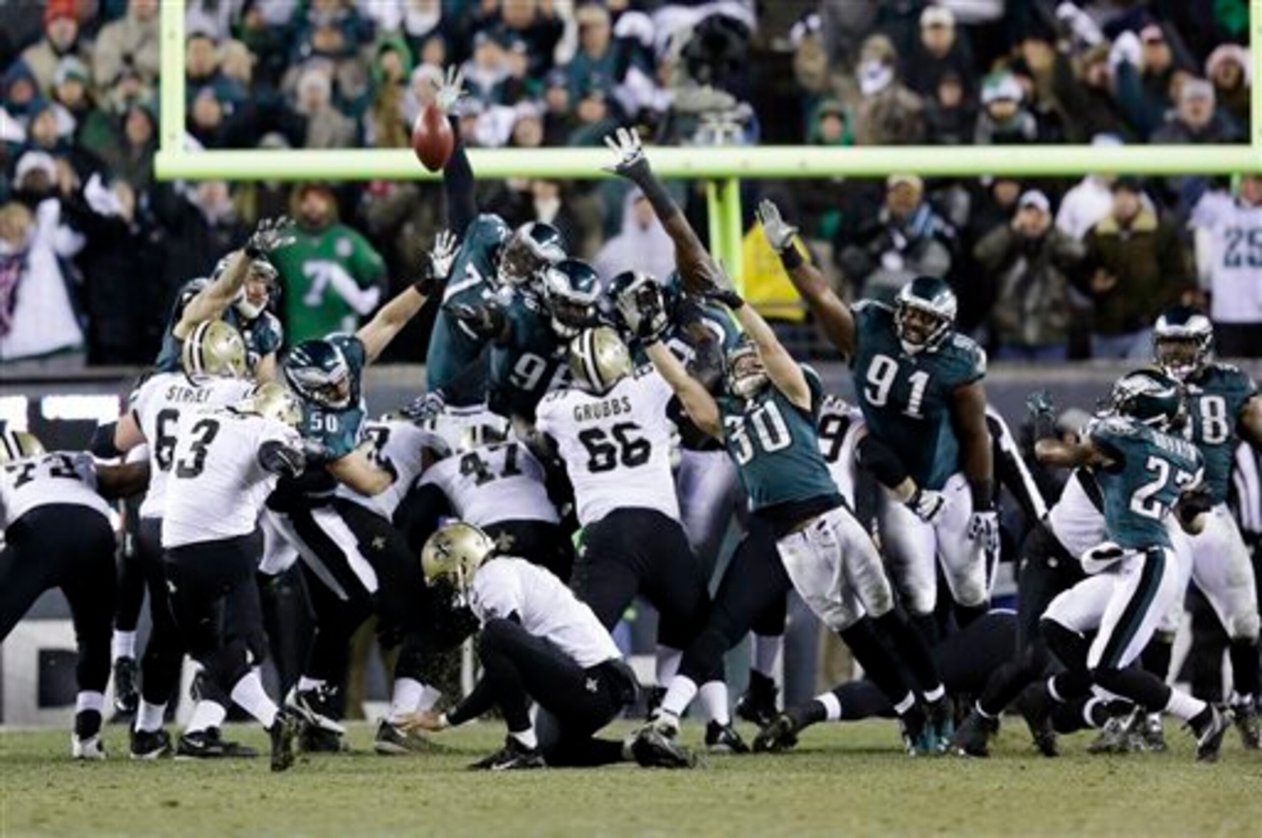 Graham's field goal secured the Saints' playoff victory over the Eagles last season.